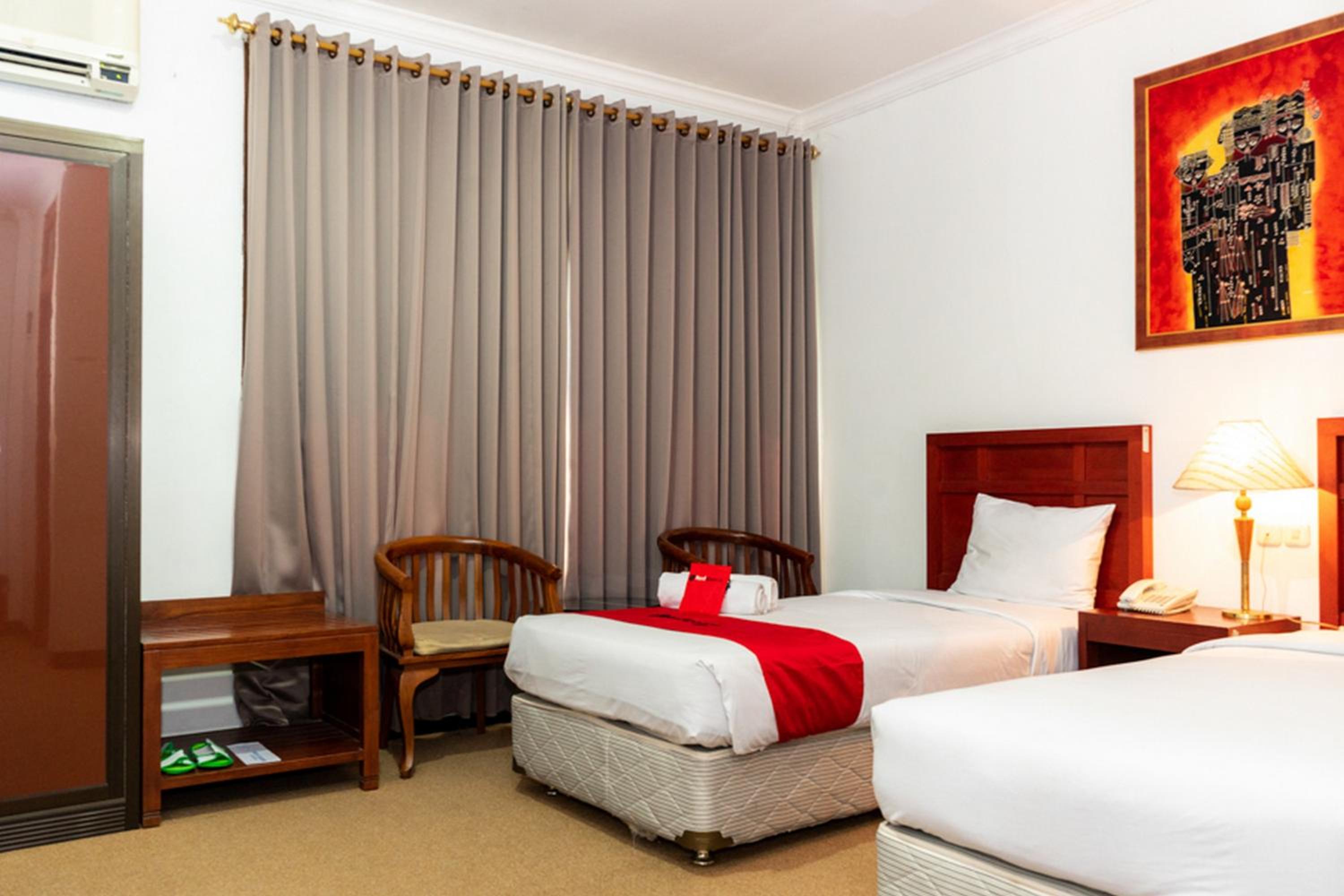 Deluxe Twin Room - Photo 4
