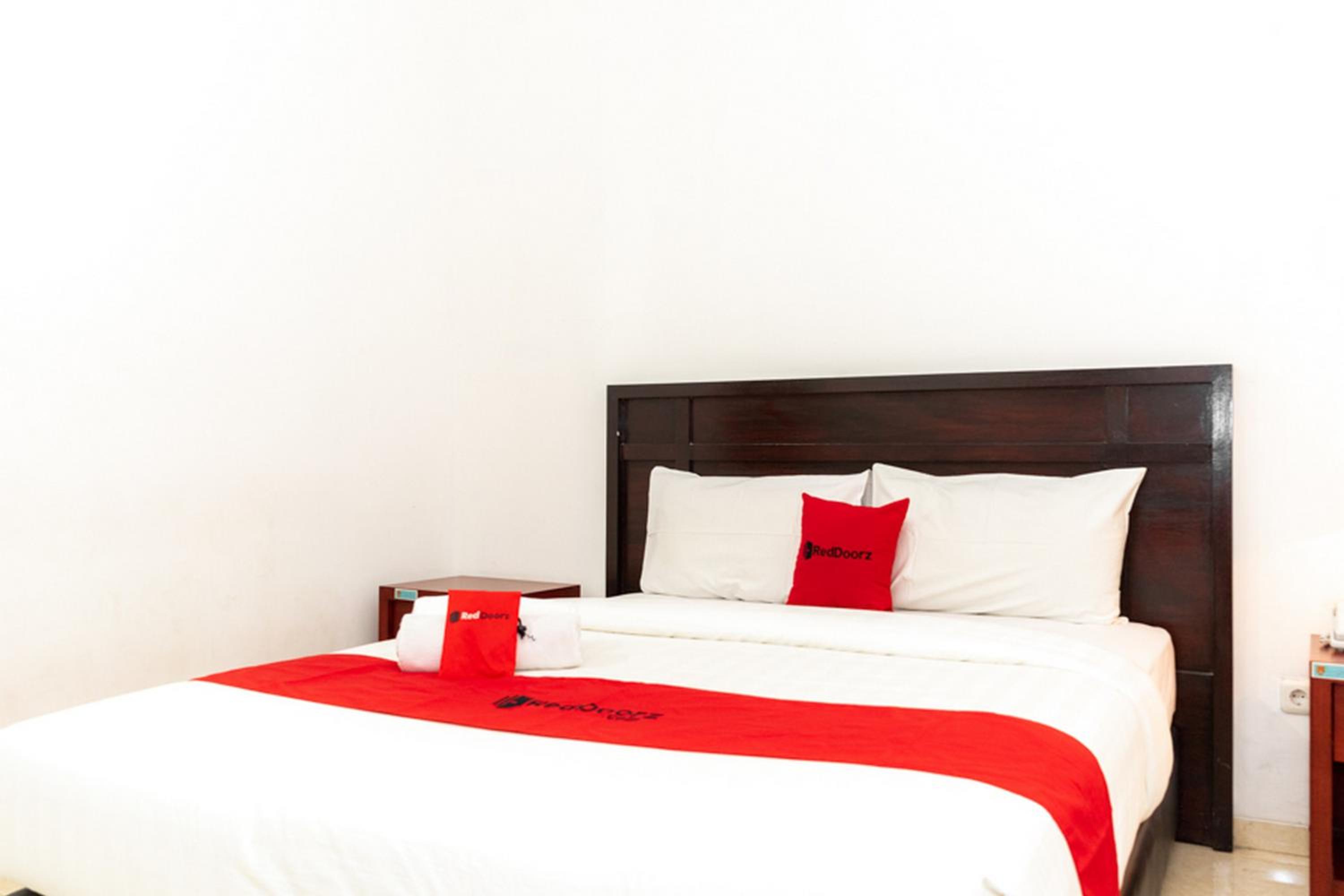 Deluxe Room - Photo 4