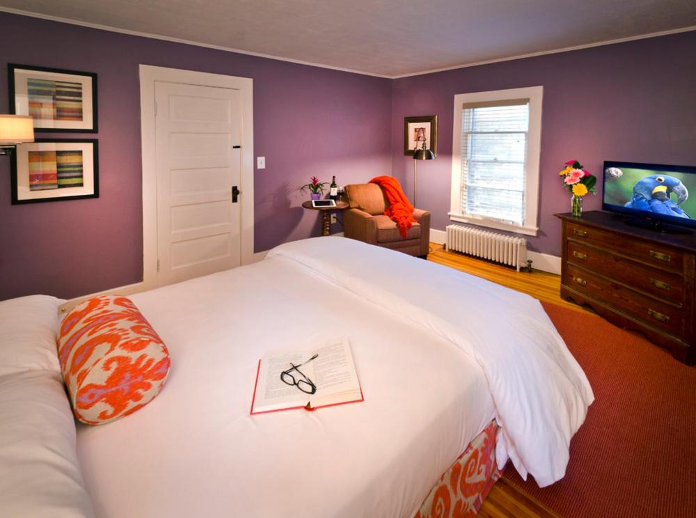 Queen Room photo 3