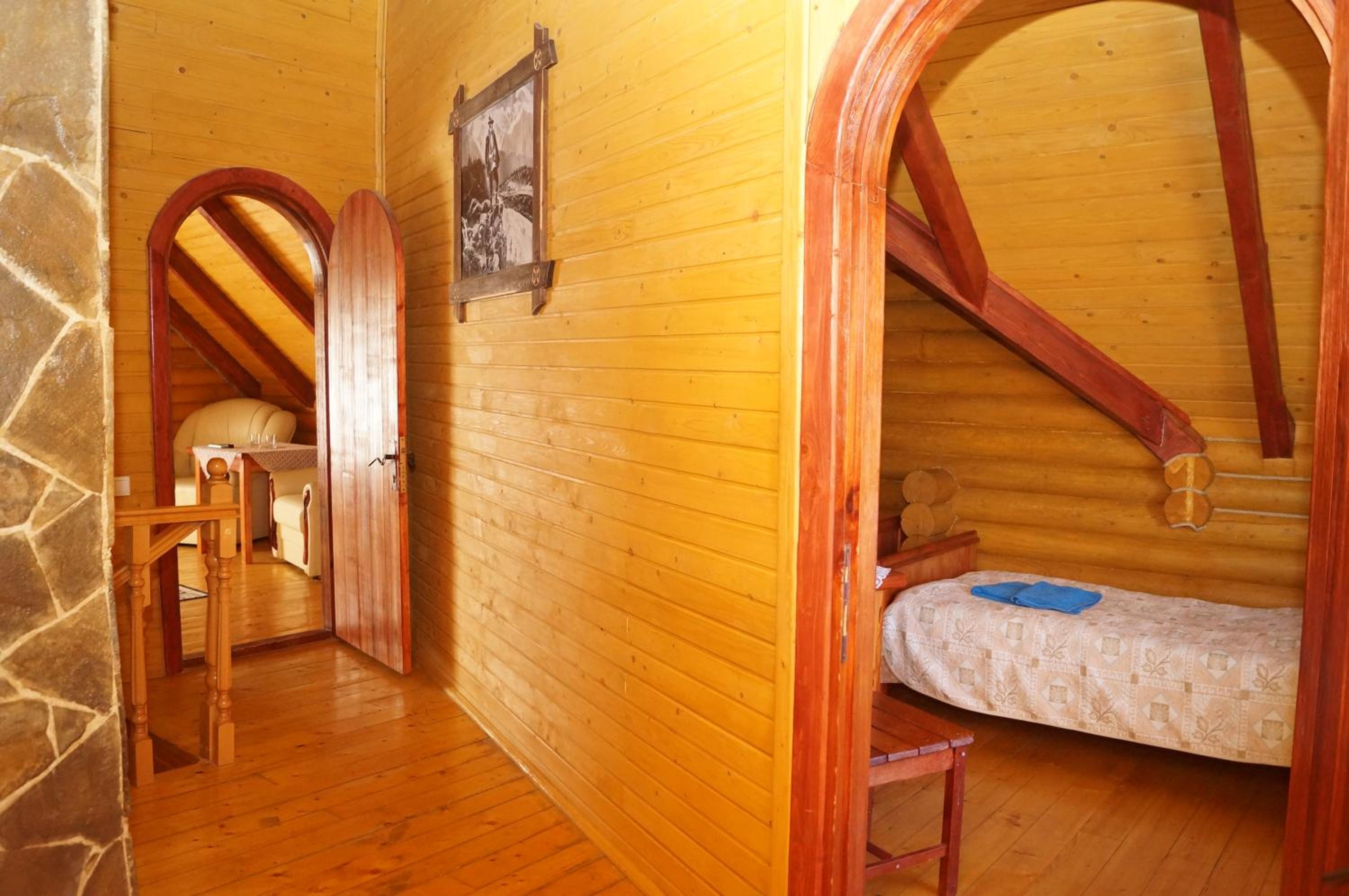Apartment - Split Level photo 3
