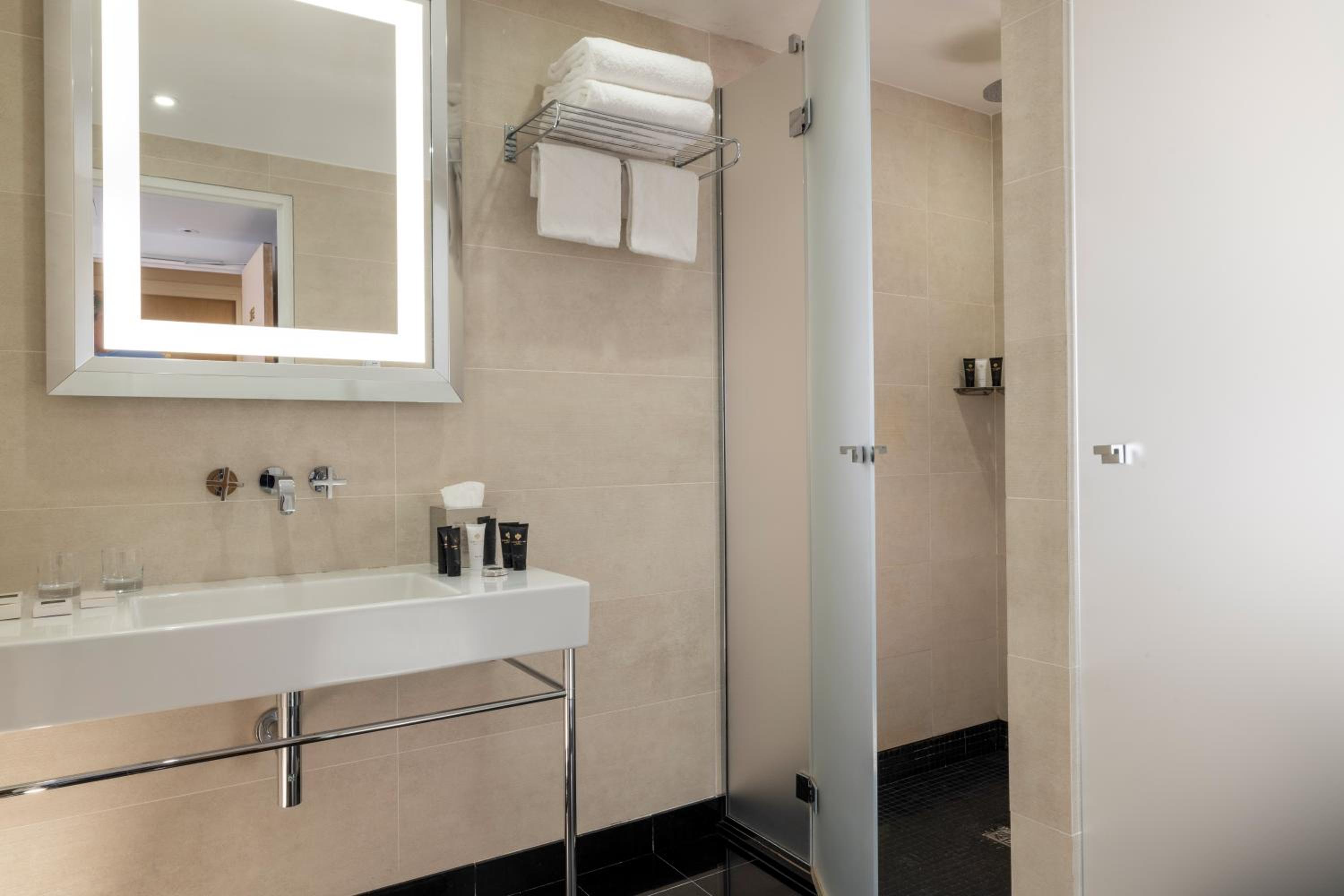 Superior Triple Room photo 1