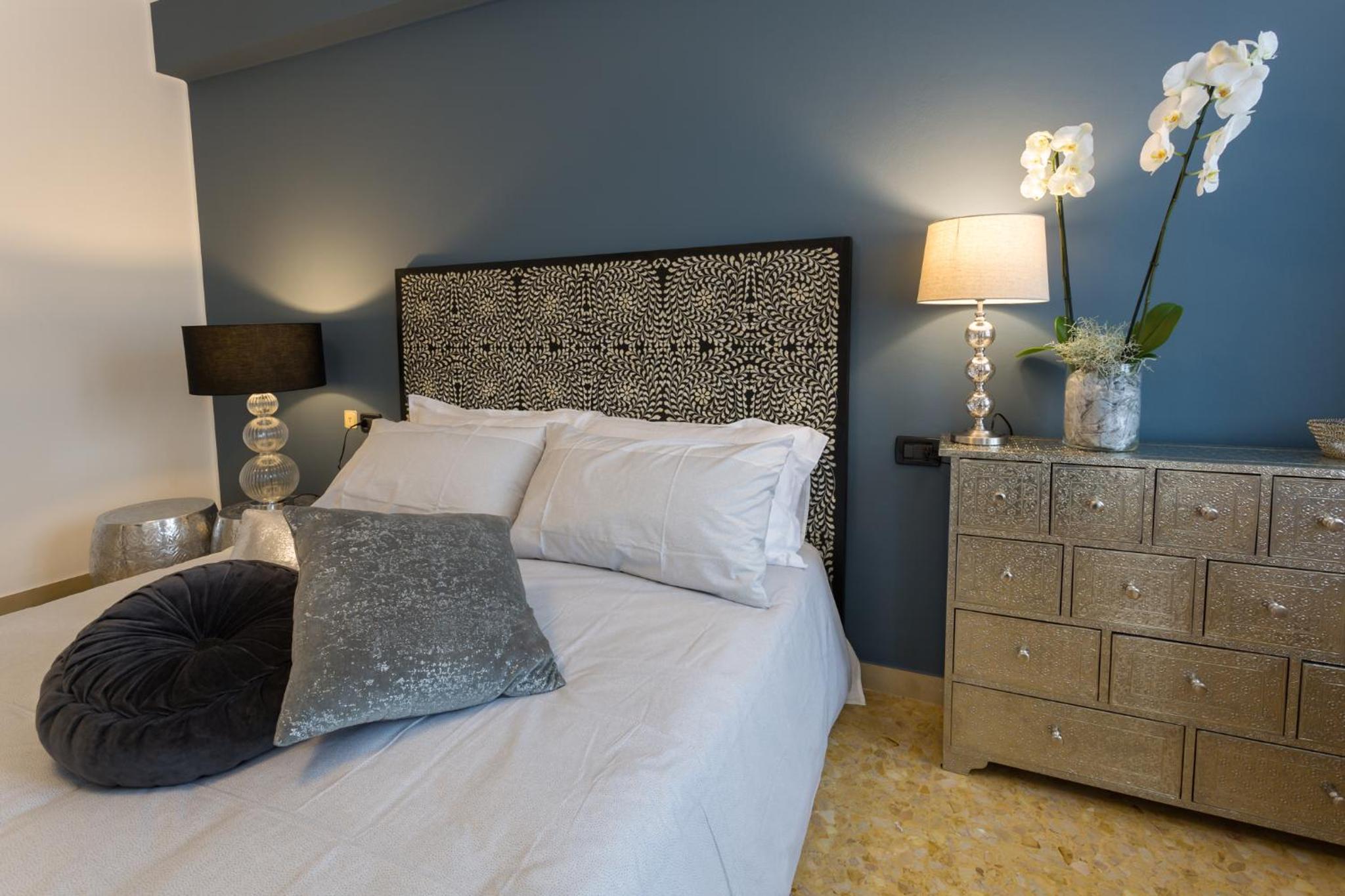 Deluxe Double Room with Balcony - Photo 1