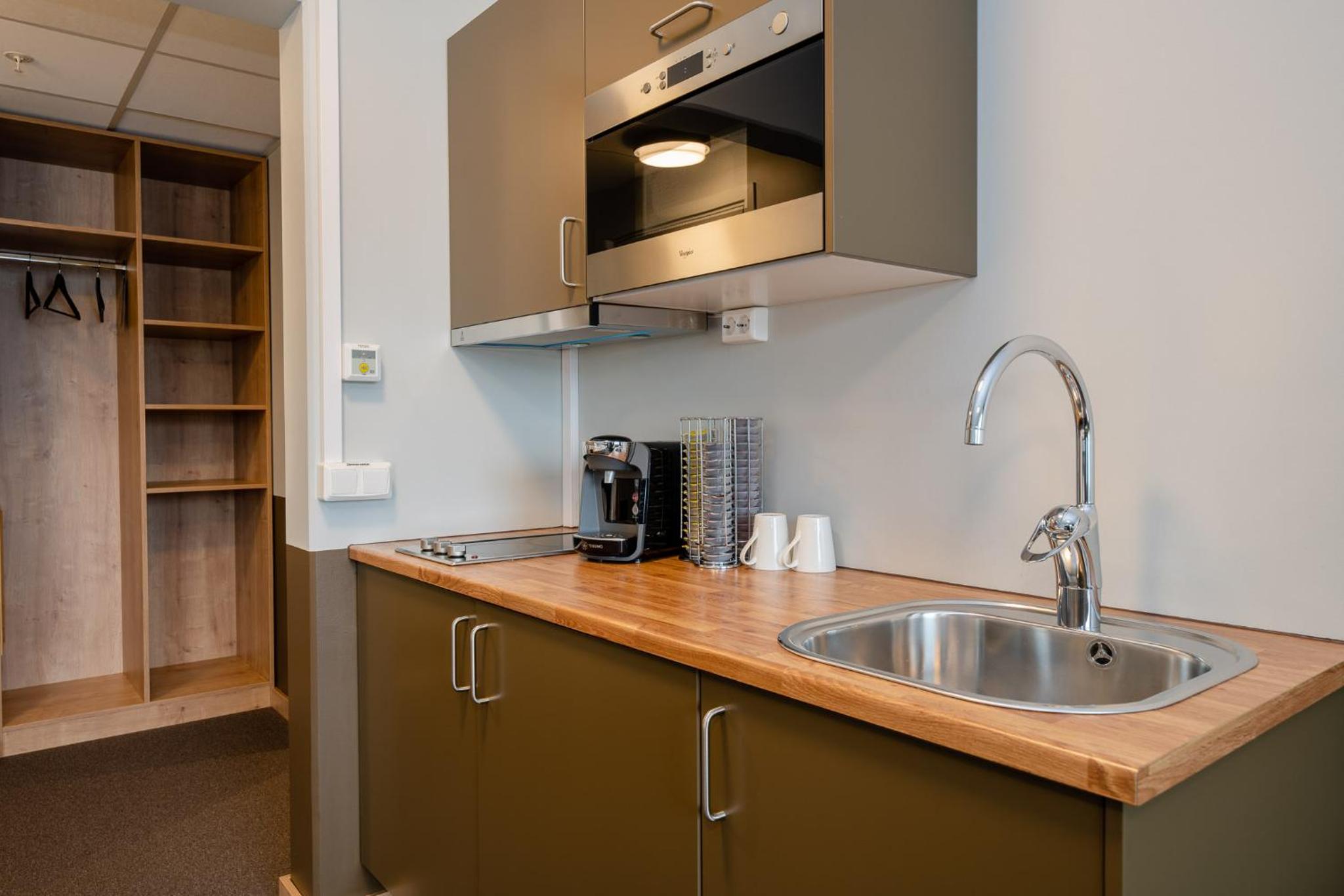 Studio Apartment with Sea View photo 2