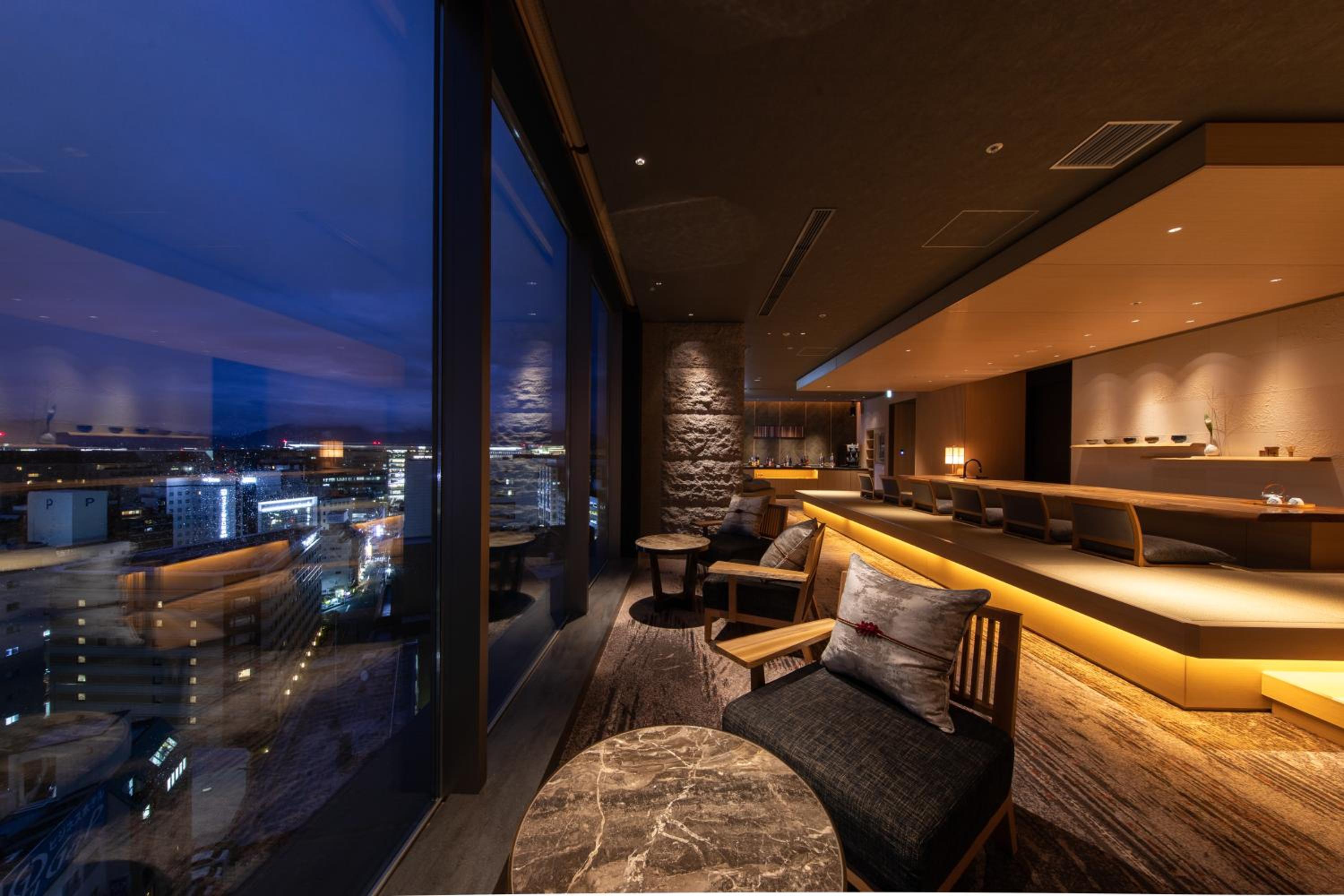 HAKATA Premium King Room - Photo 3