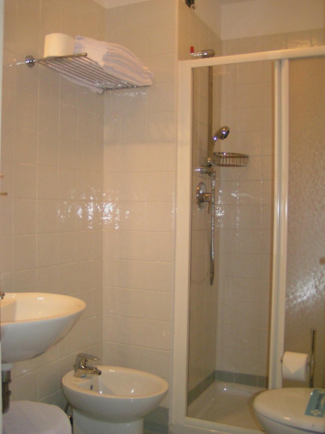 Double Room with Extra Bed photo 3