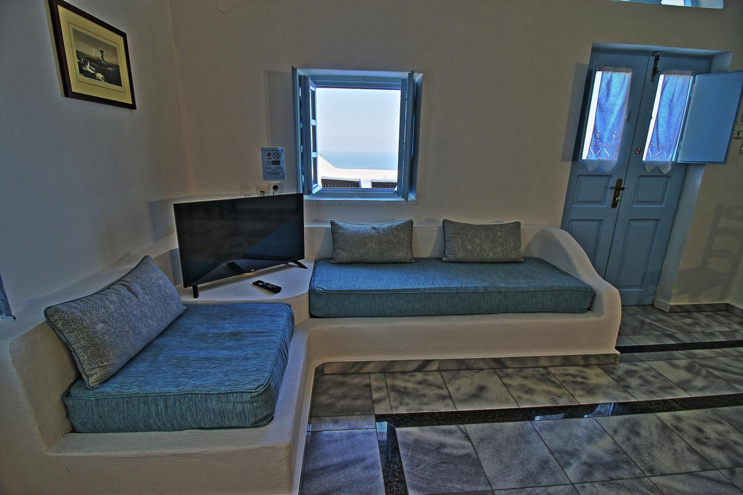 Superior Double Room - Photo 11