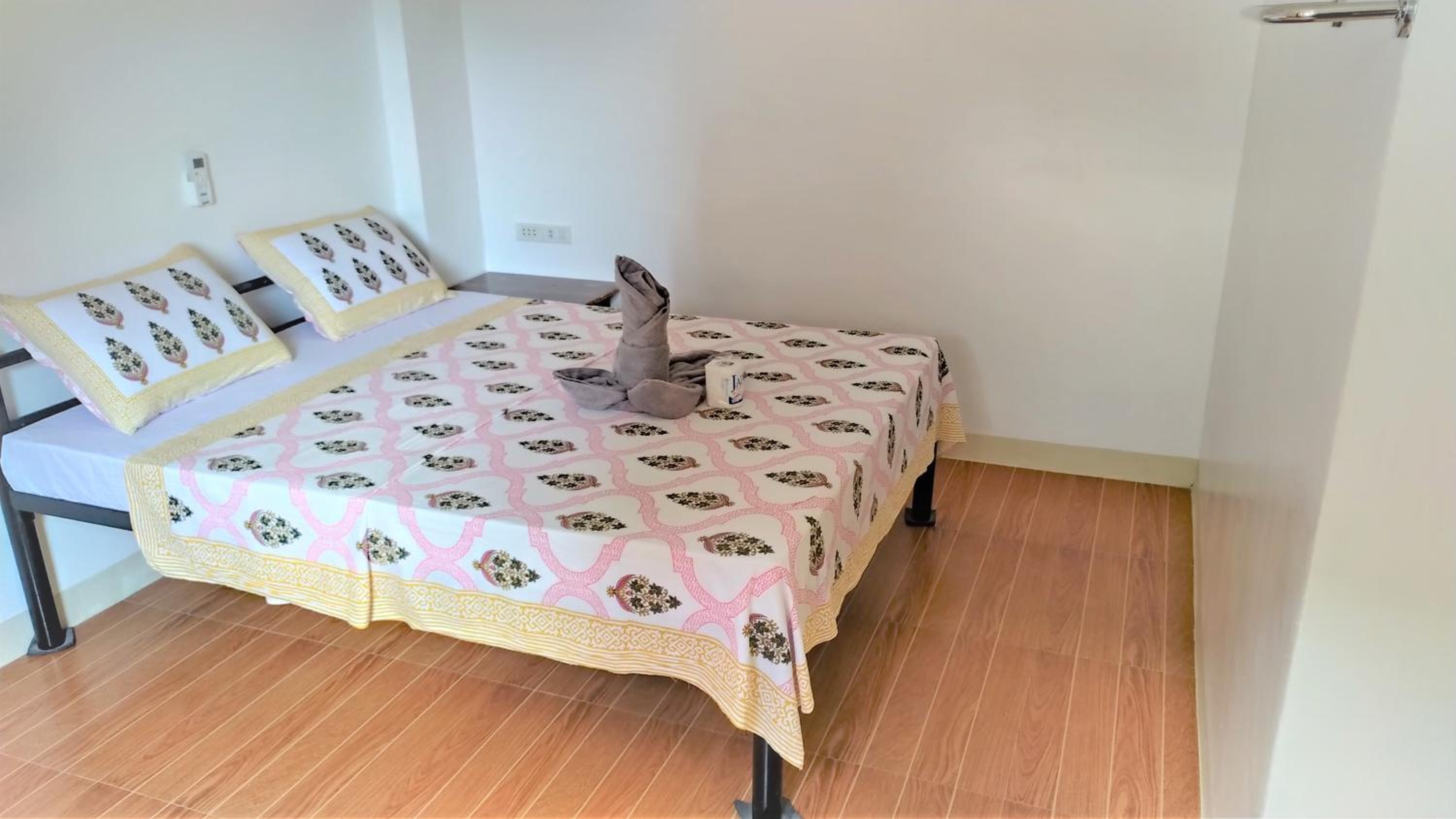 Standard Queen Room - Photo 3