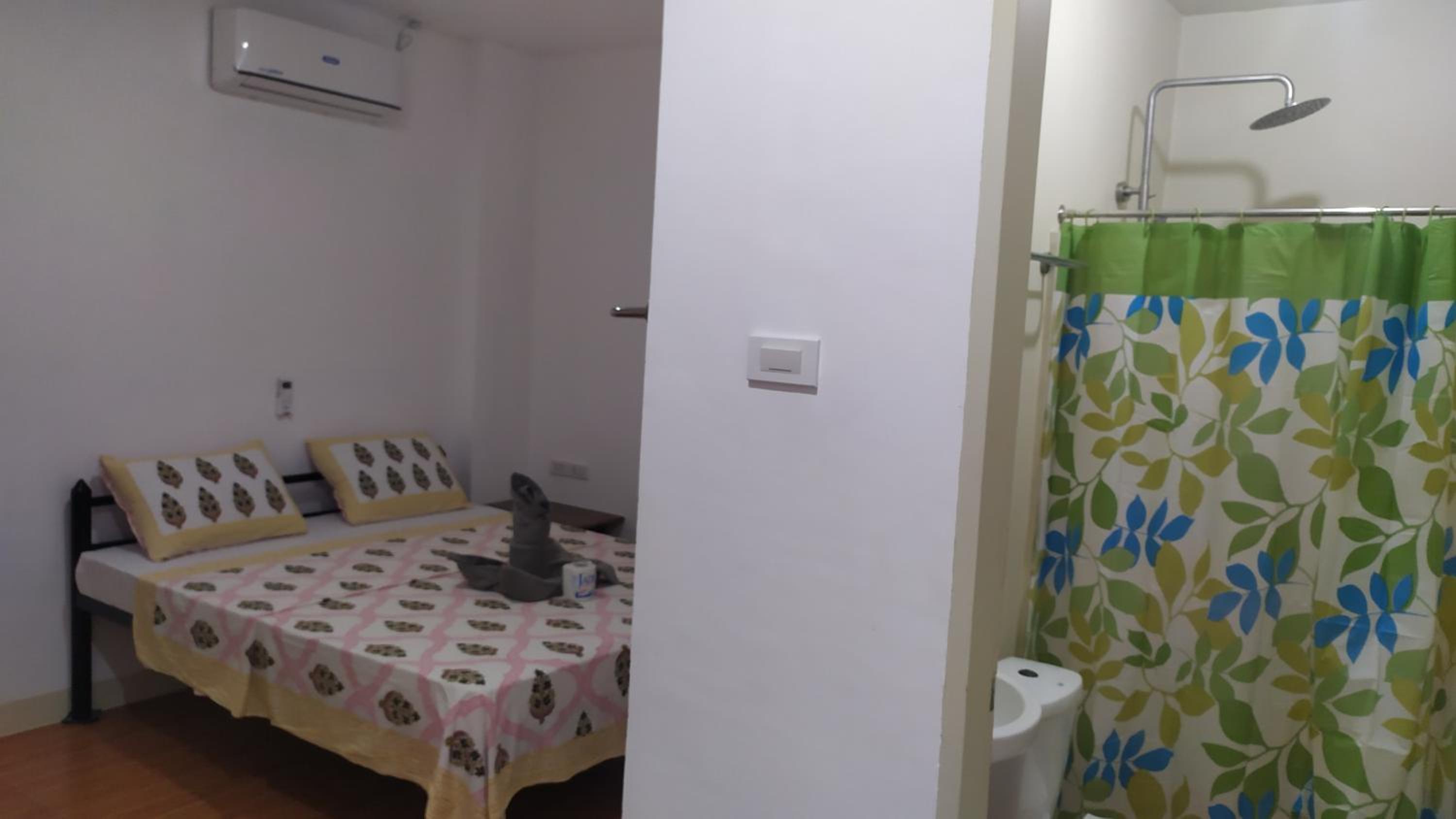Standard Queen Room - Photo 25