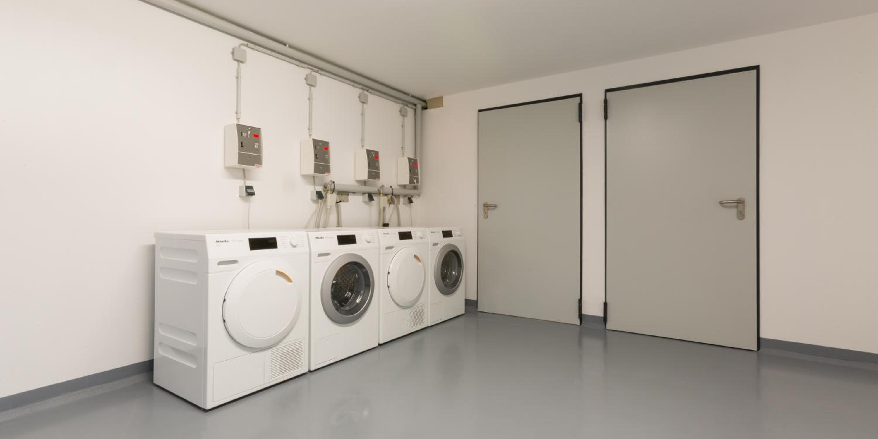 Deluxe Apartment photo 2