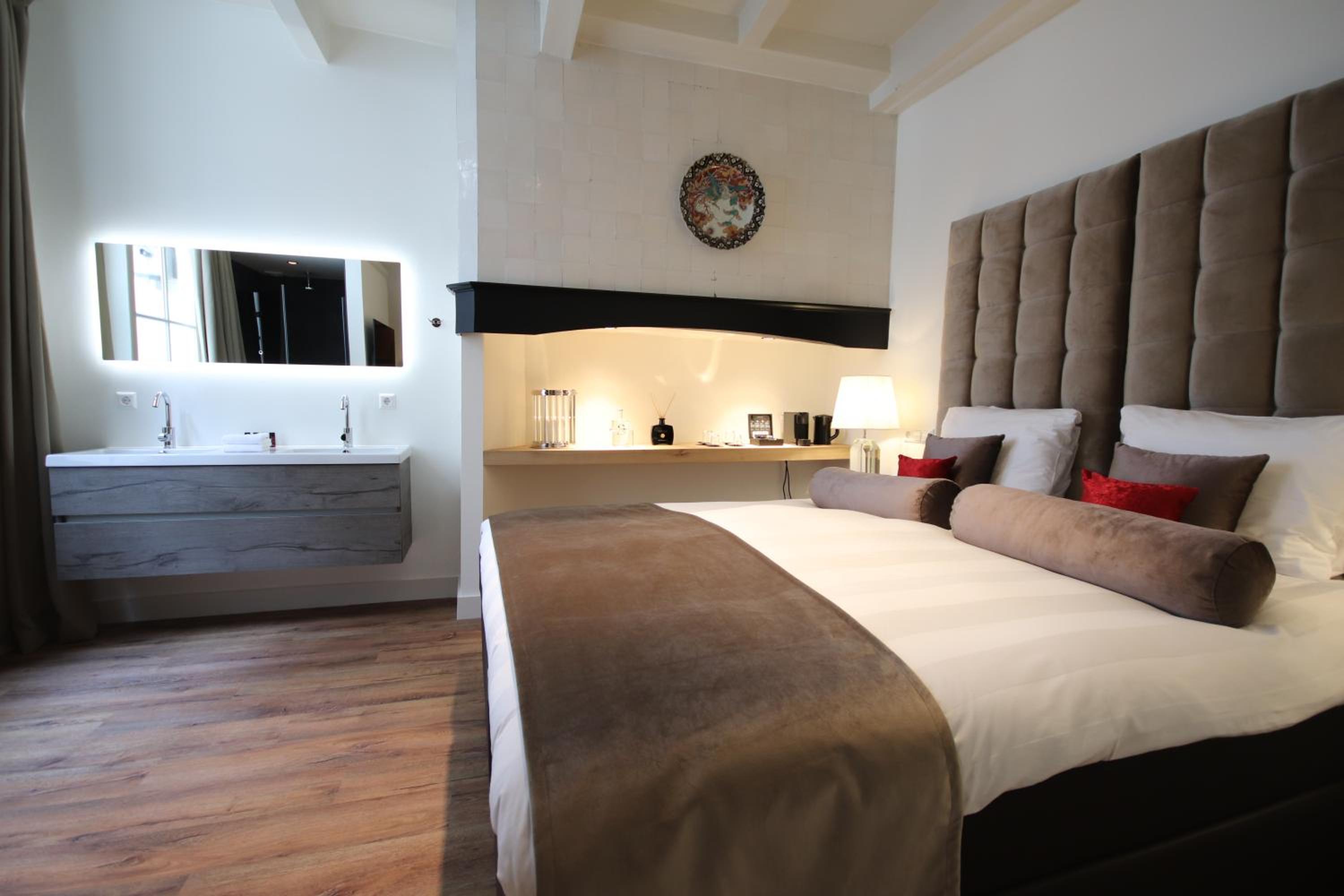 Premium Suite photo 3