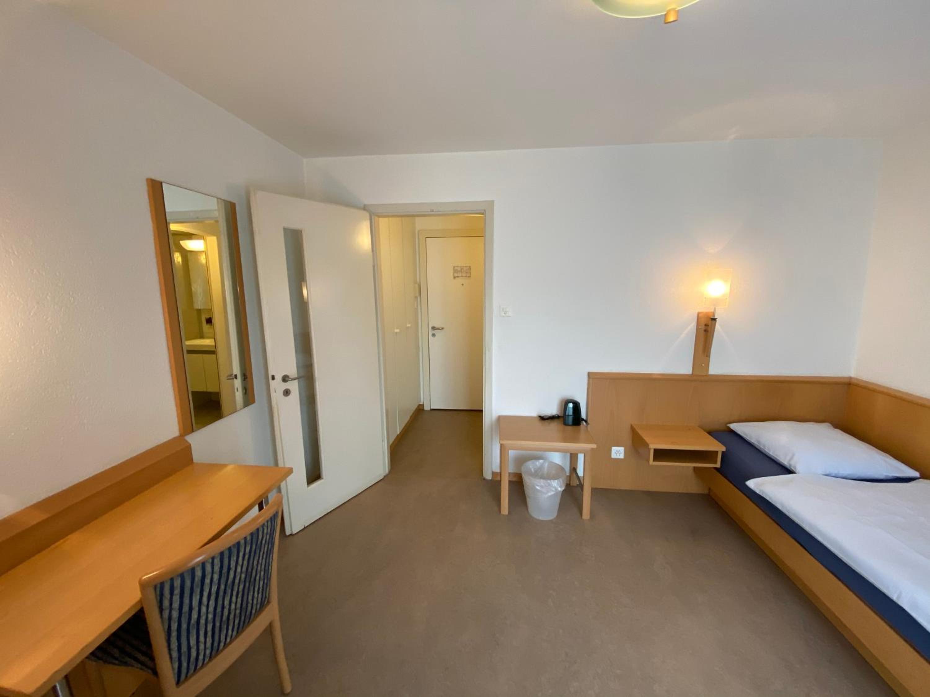 Single Room photo 1
