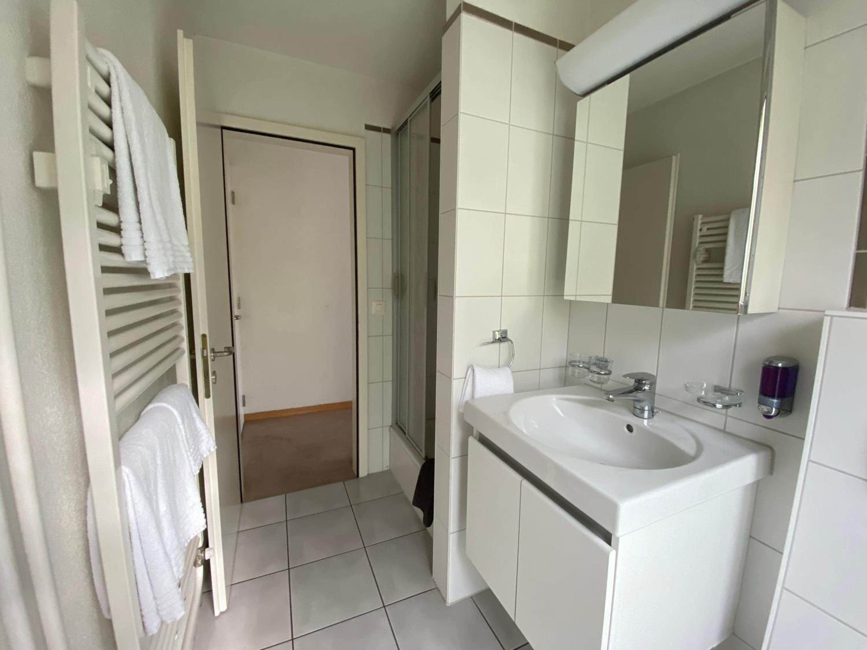 Large Double Room photo 3