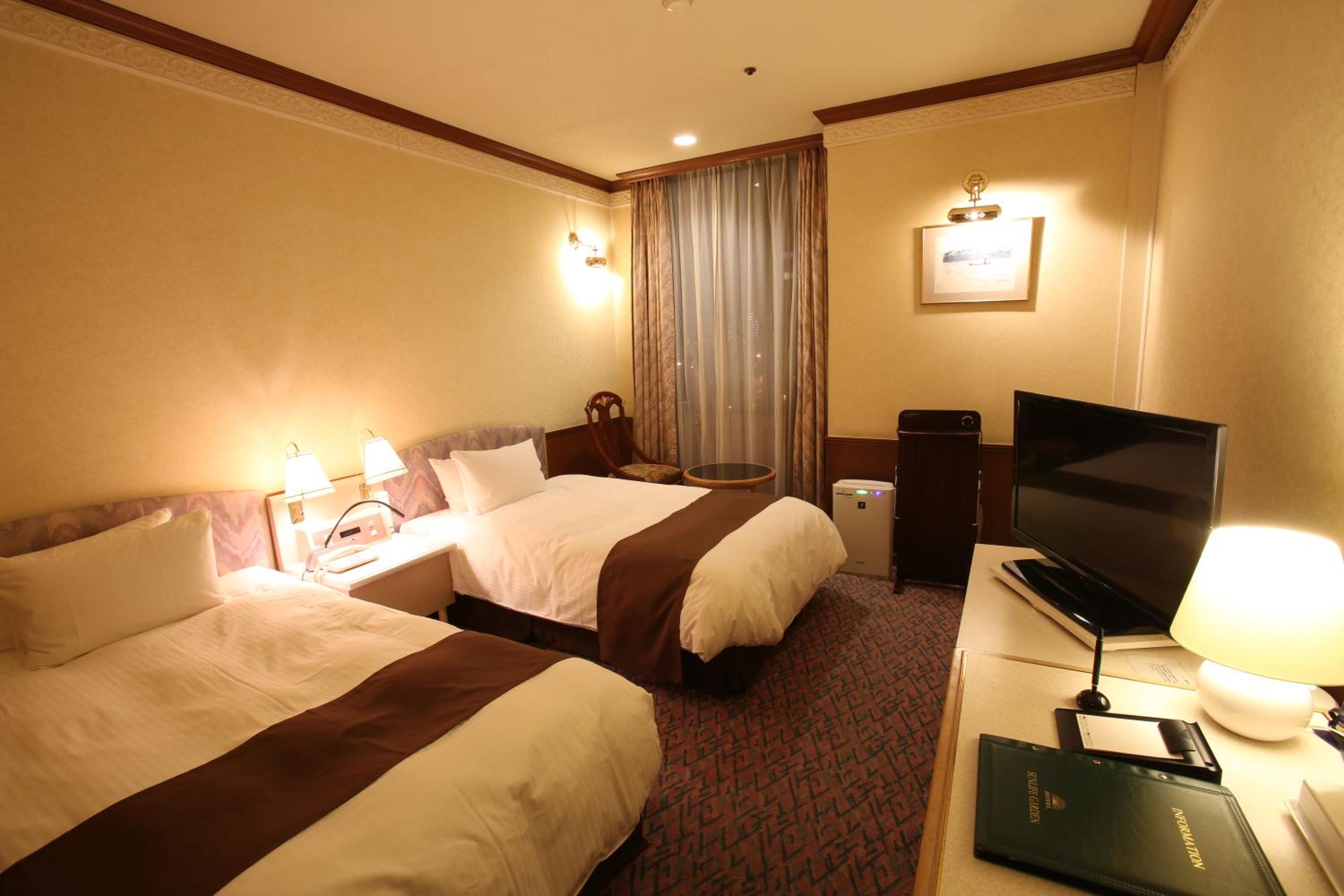 Twin Room - Non-Smoking