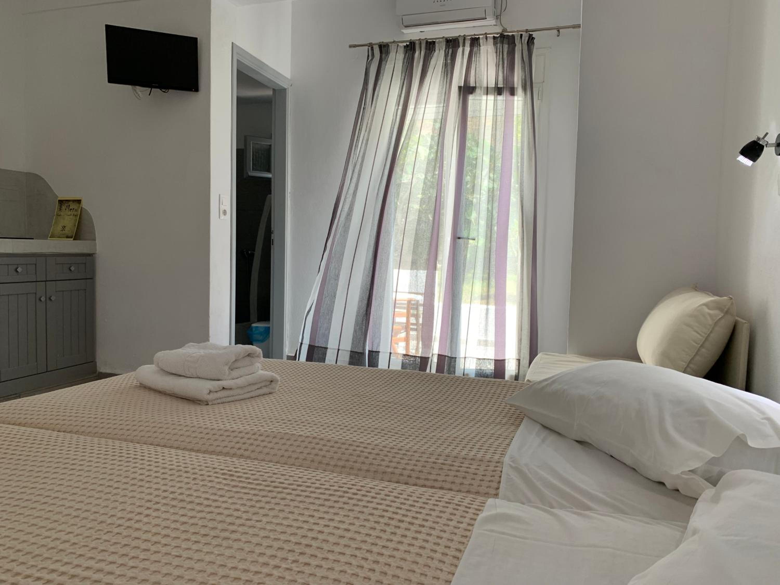 Apartment (3 Adults) - Photo 2