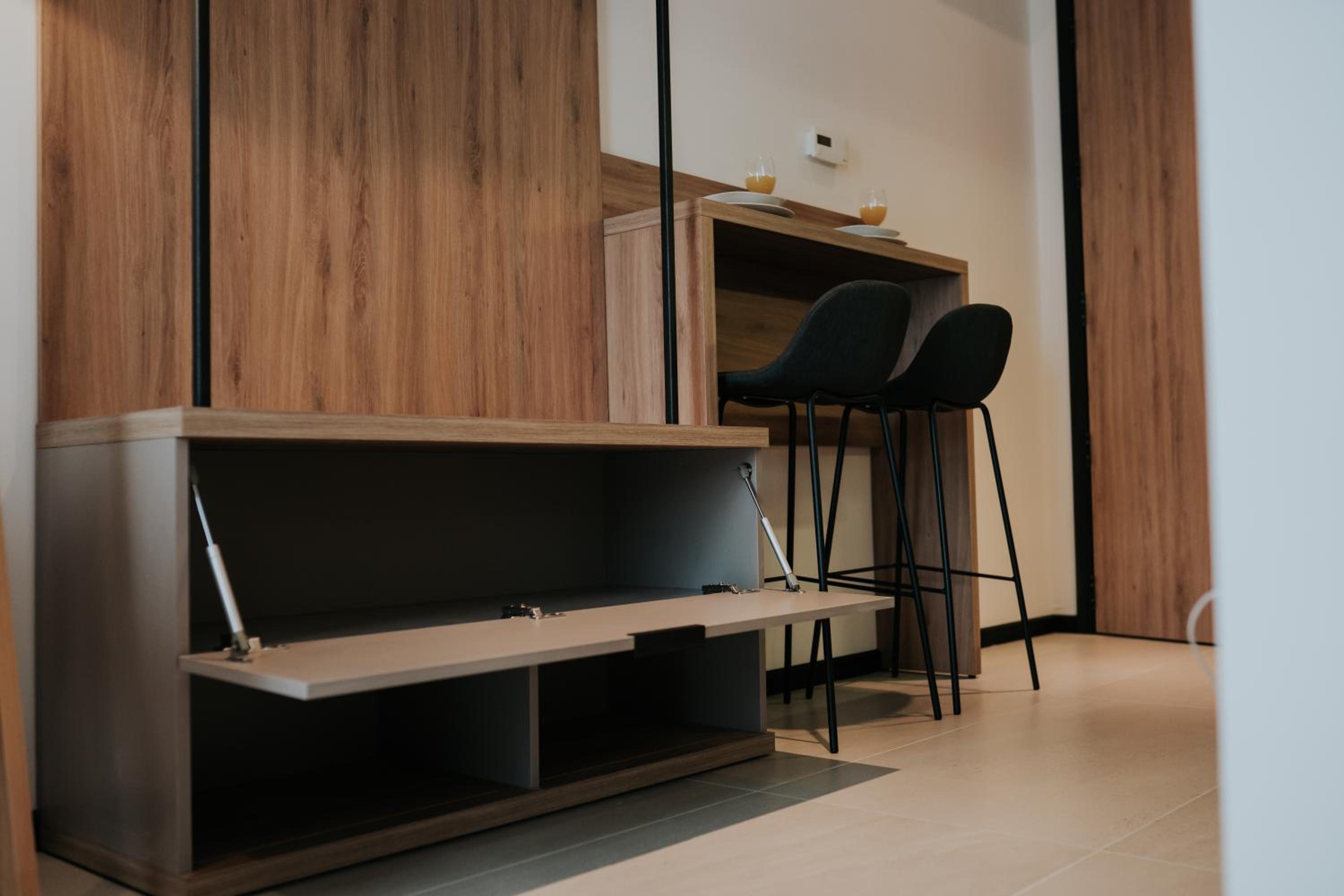 Studio Apartment - Photo 6