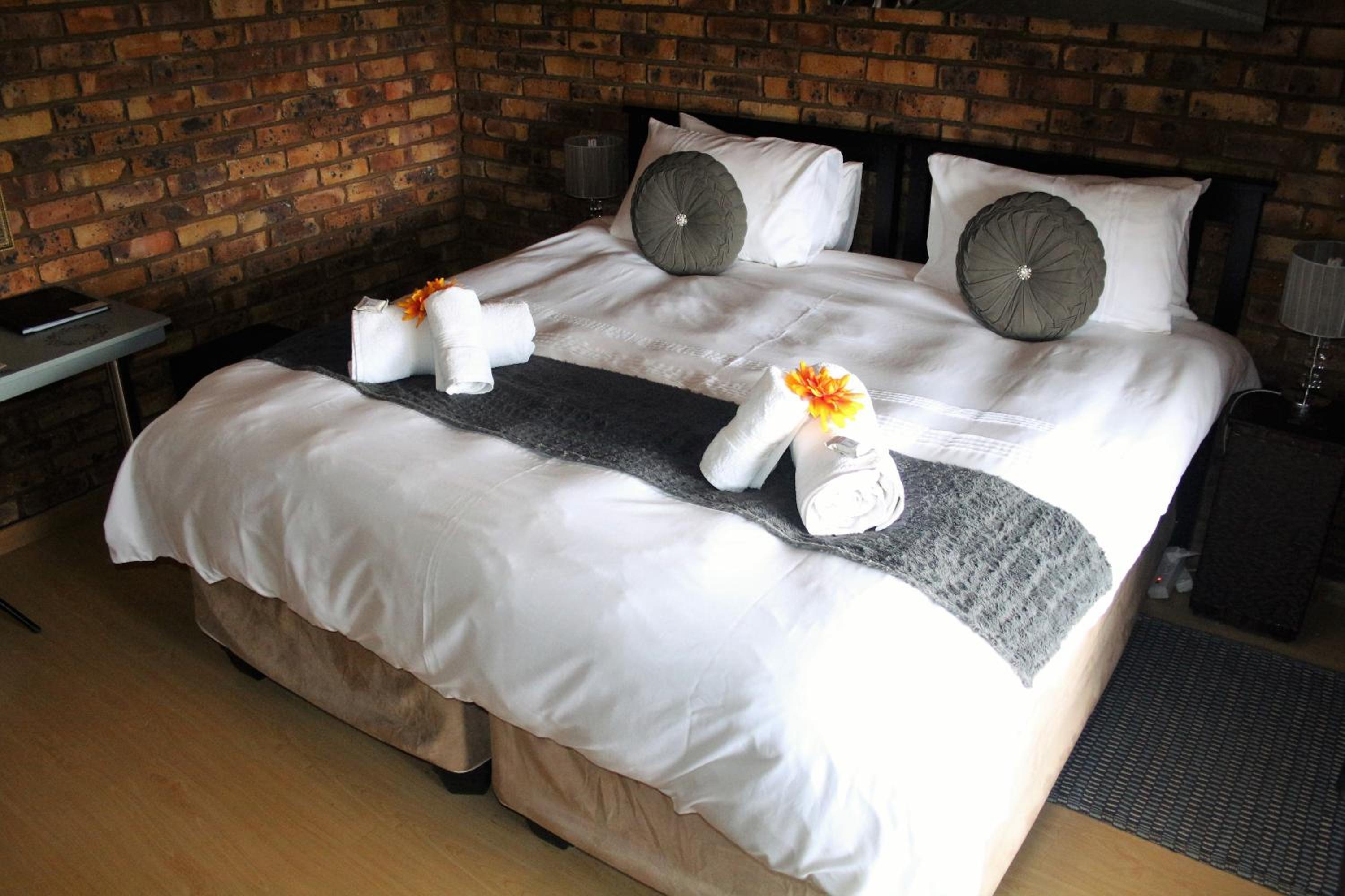 Twin/Double Room photo 1