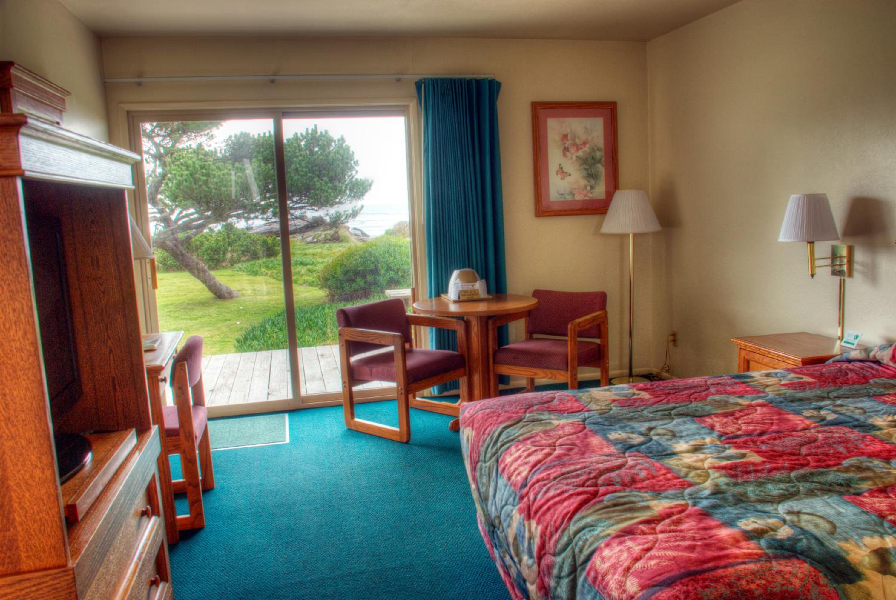 Double Room with Sea View - Photo 2