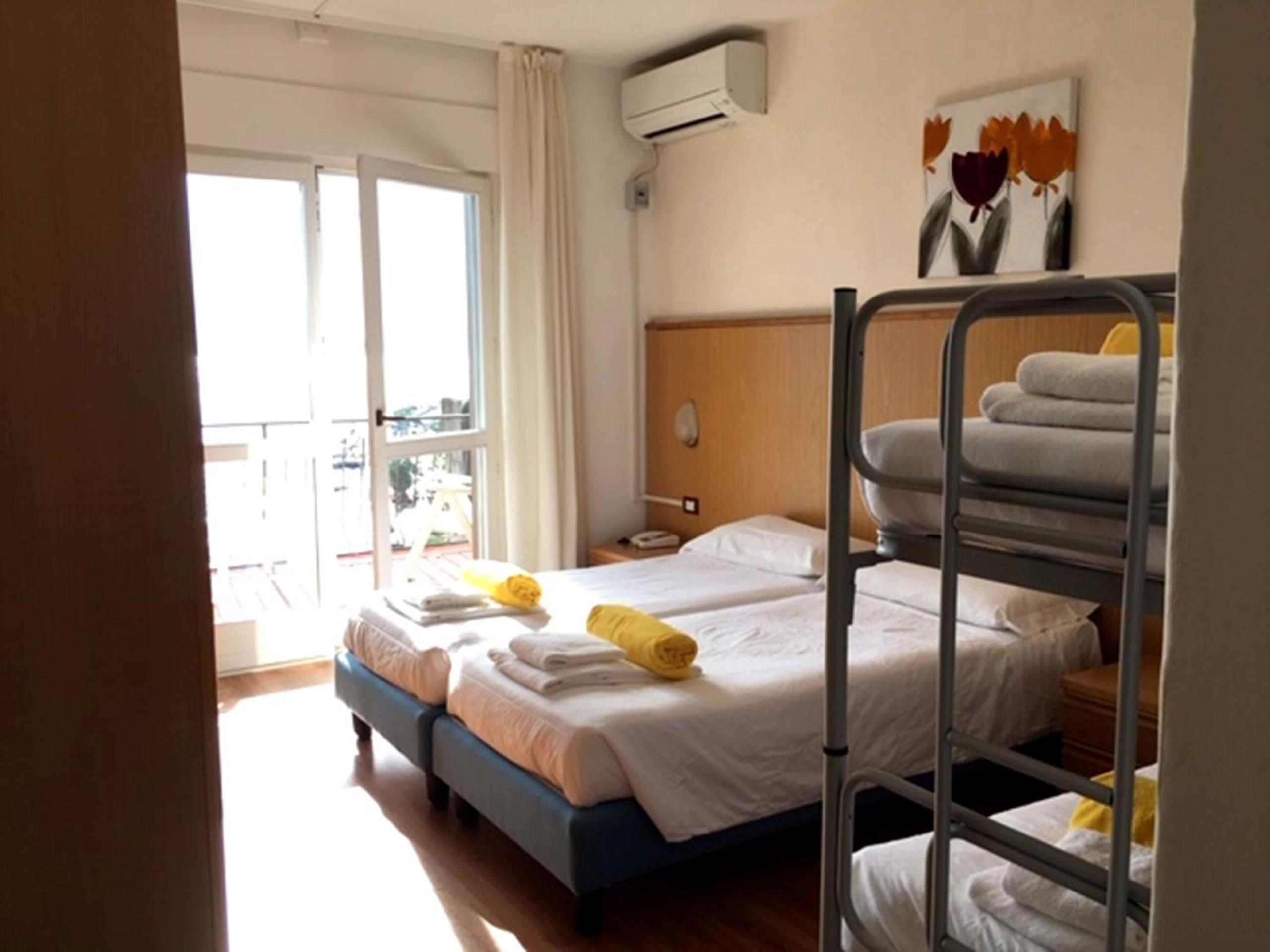 Superior Quadruple Room photo 1