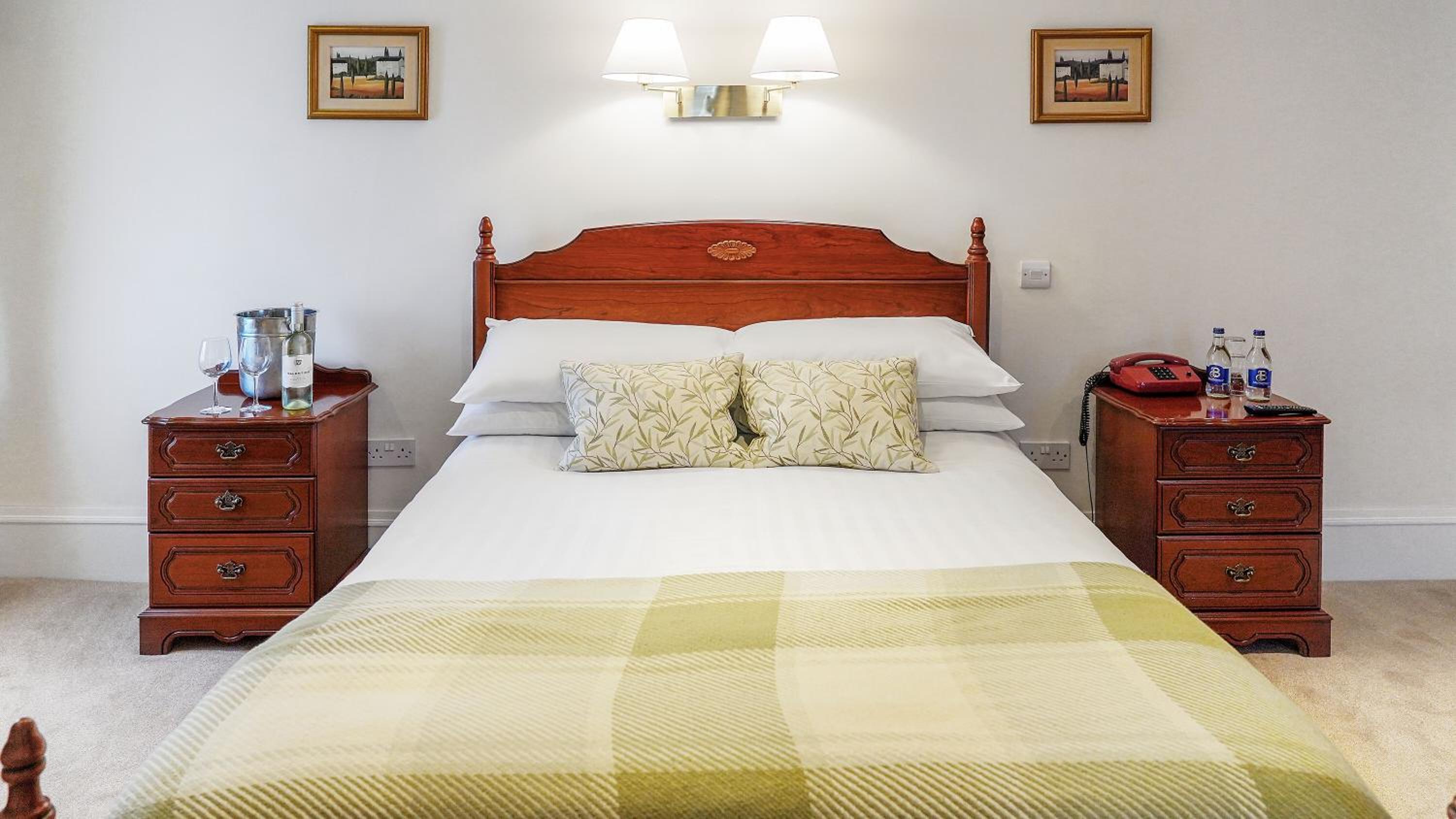 Double Room with Private Bathroom photo 2