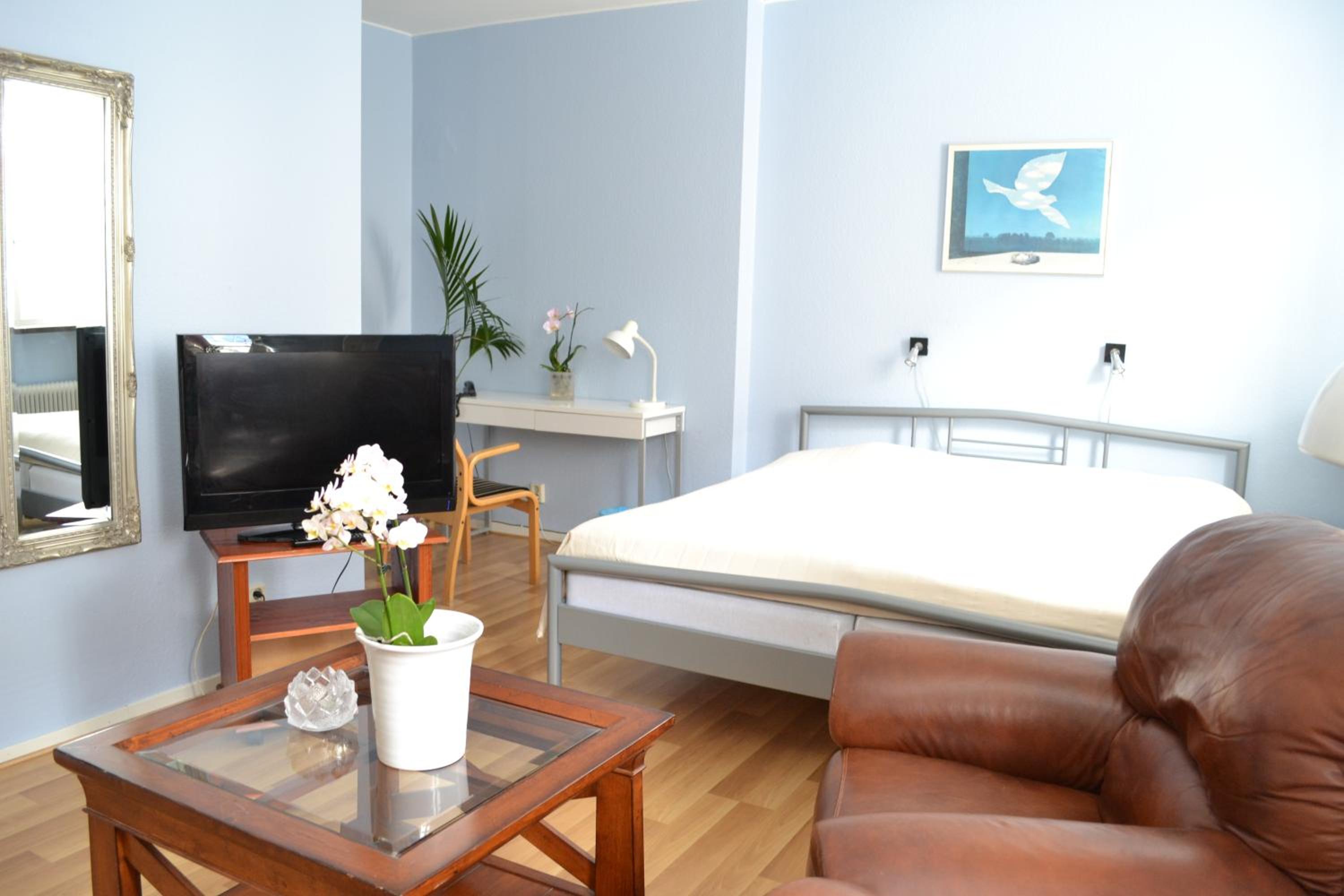 Standard Double Room - Photo 4