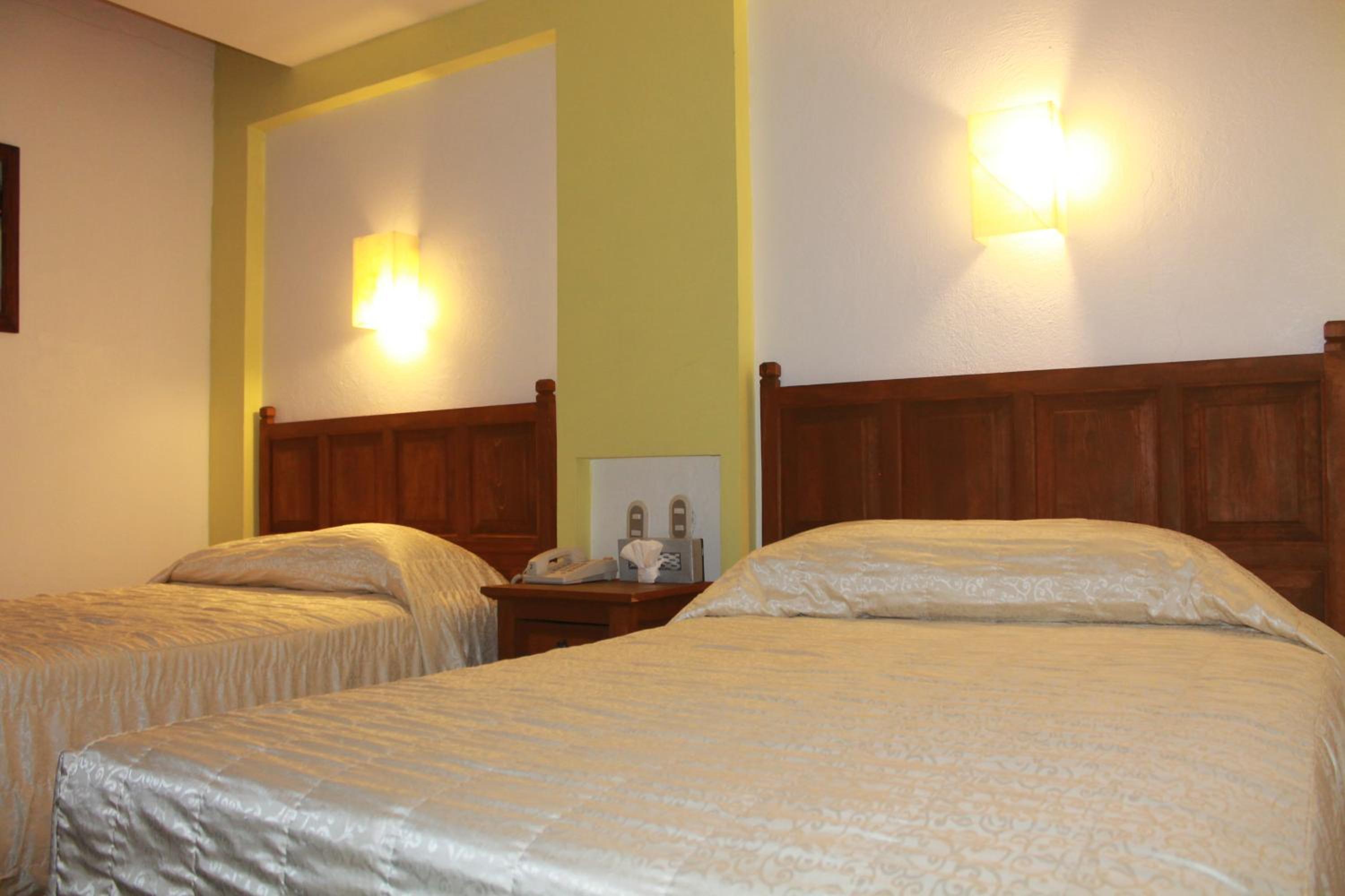 Double Room - Photo 2