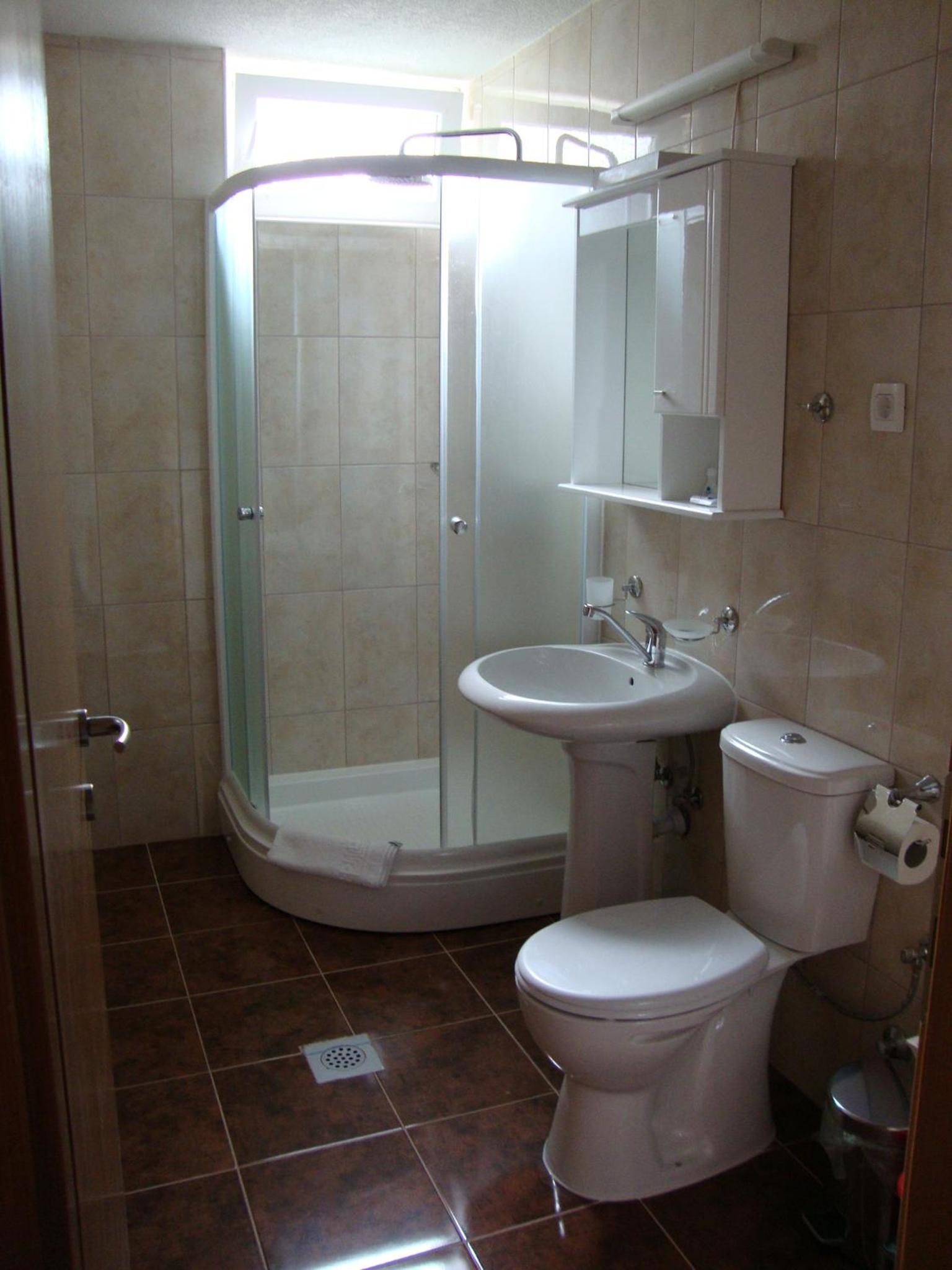Studio - Ground Floor - Photo 13