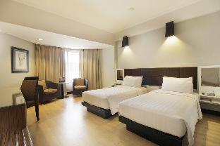 Executive Twin Room - Photo 2