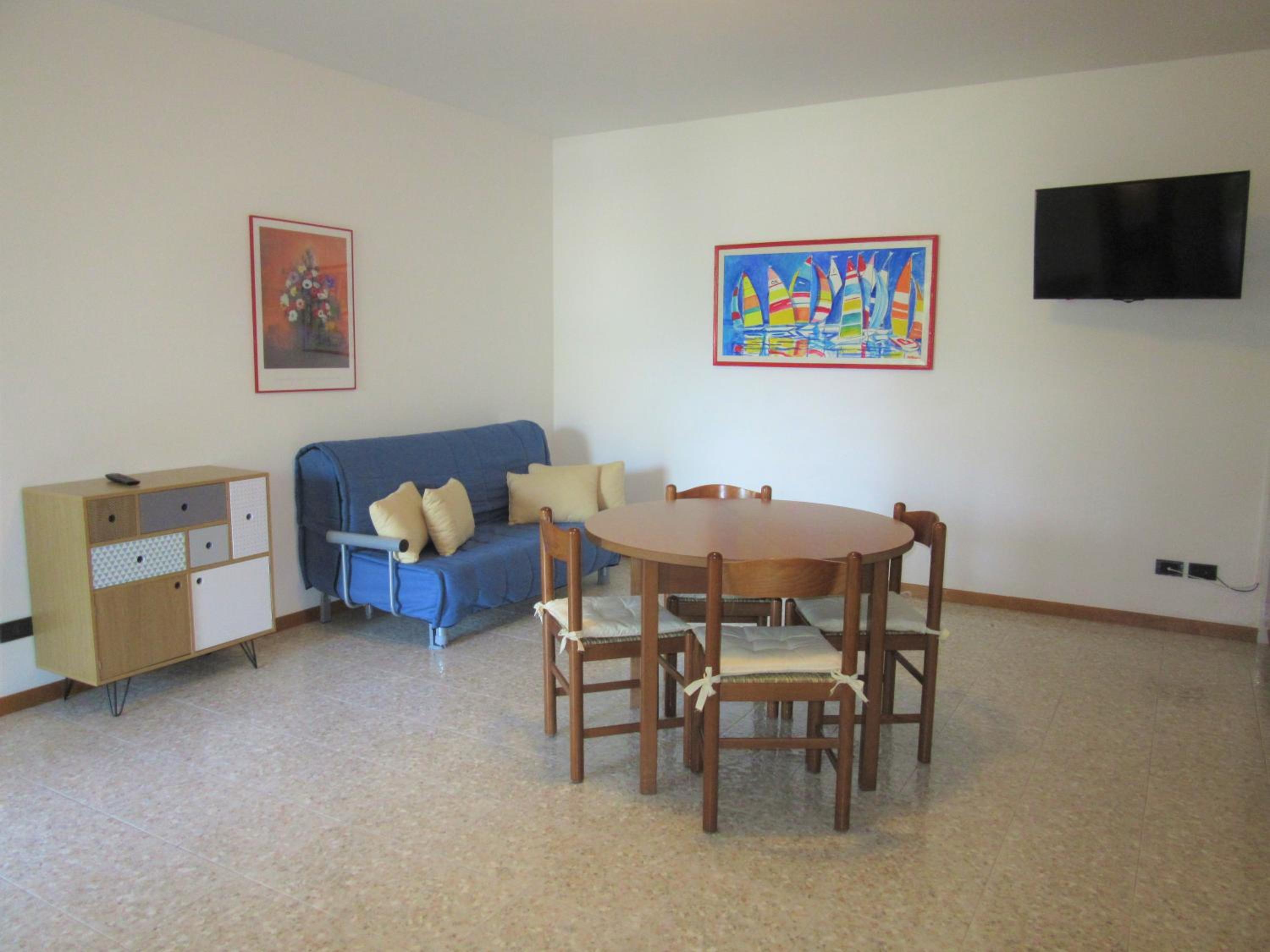One-Bedroom Apartment - Basement