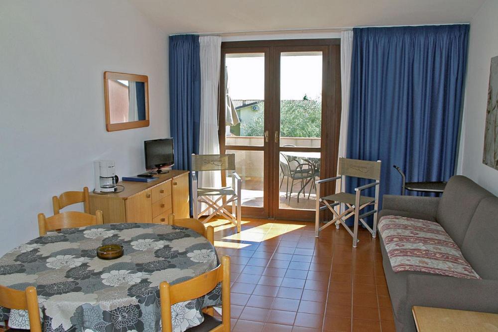 One-Bedroom Apartment (4 Adults)