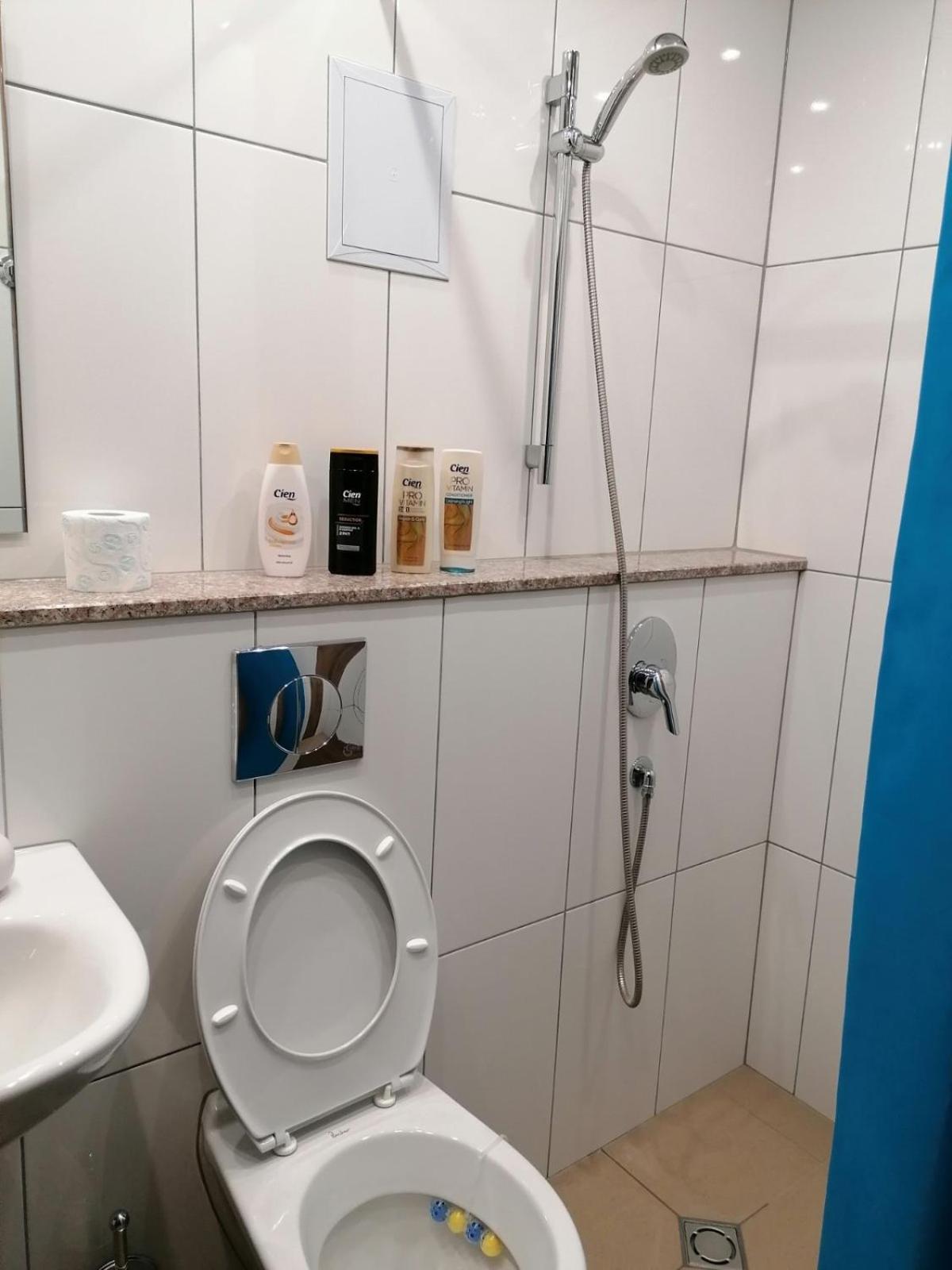 Double Room - Photo 31