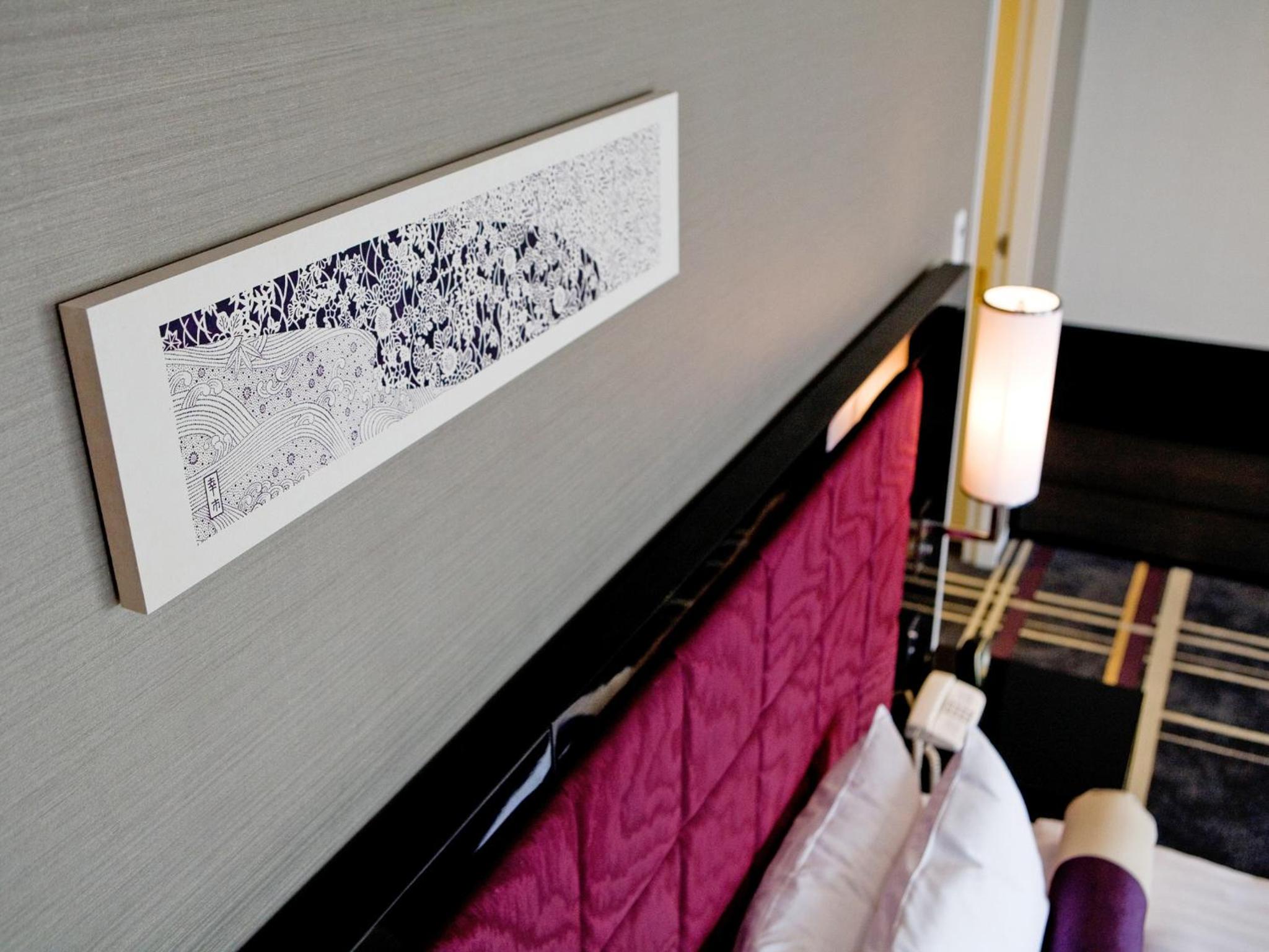 Stylish Twin Room - Non-Smoking - Photo 9