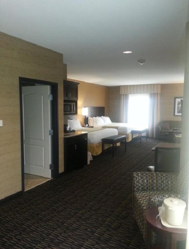 Executive King Suite - Non-Smoking - Photo 1