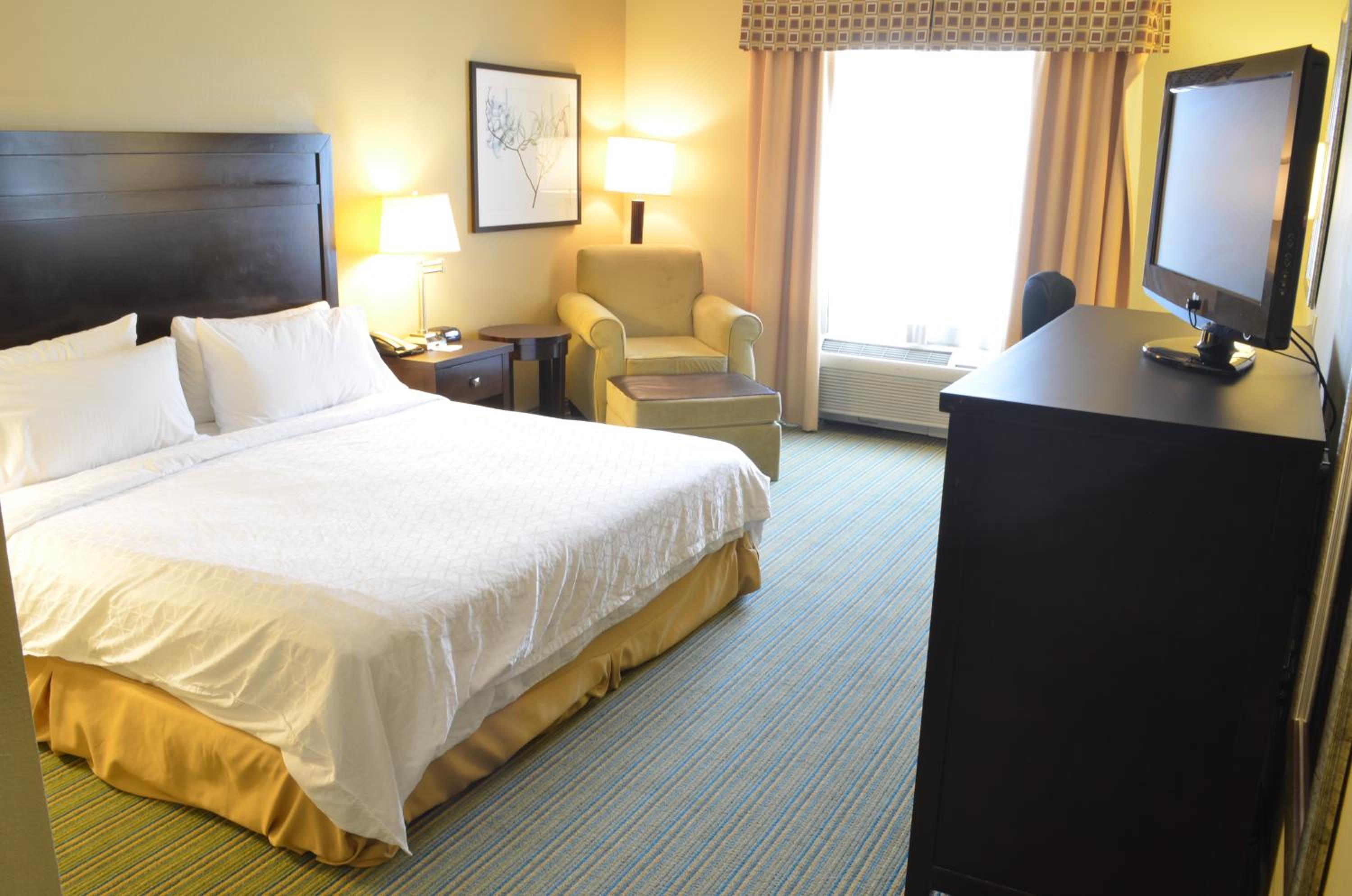 Standard King Room - Communications Accessible - Photo 1