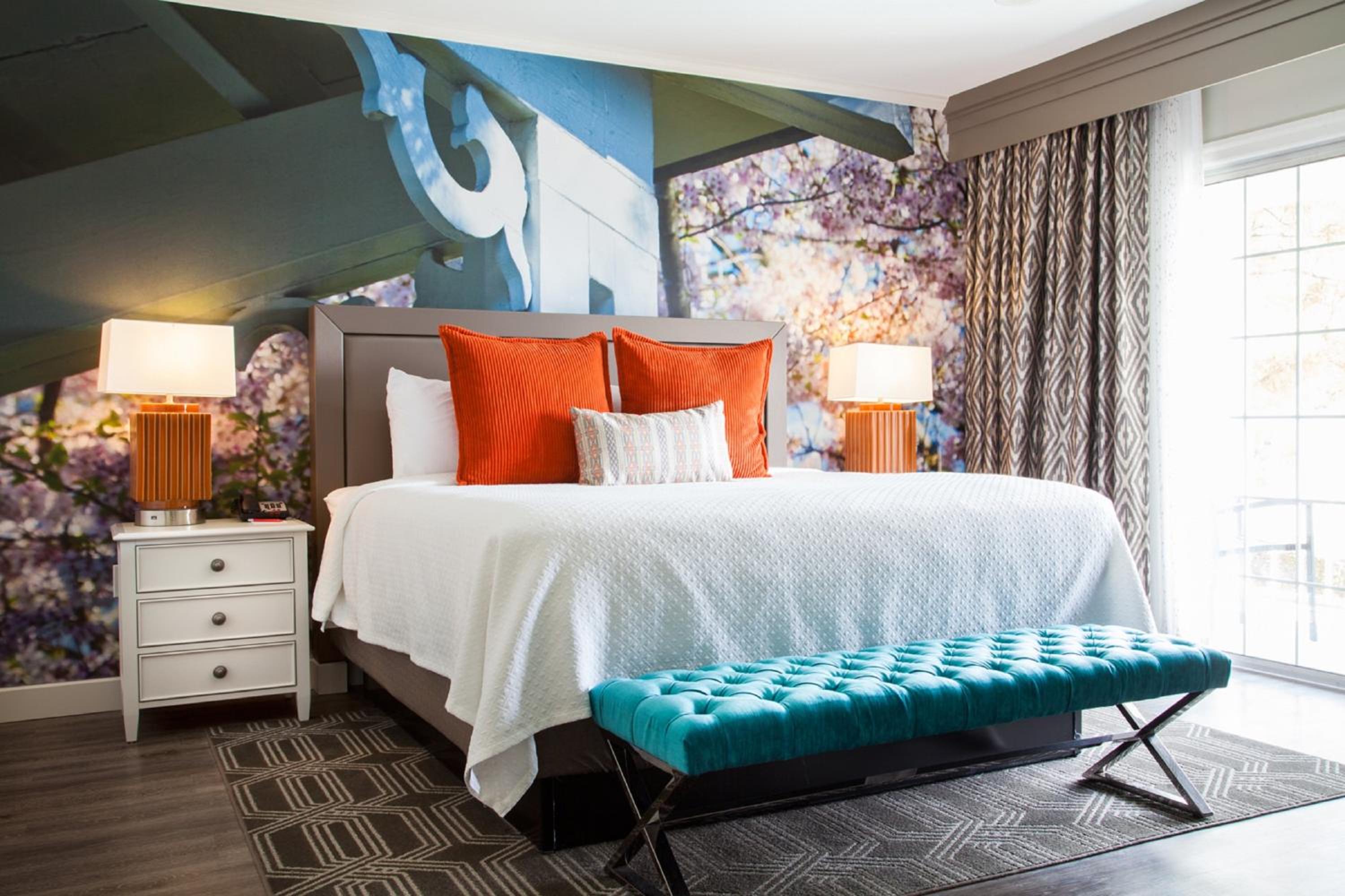 King Suite - Photo 16