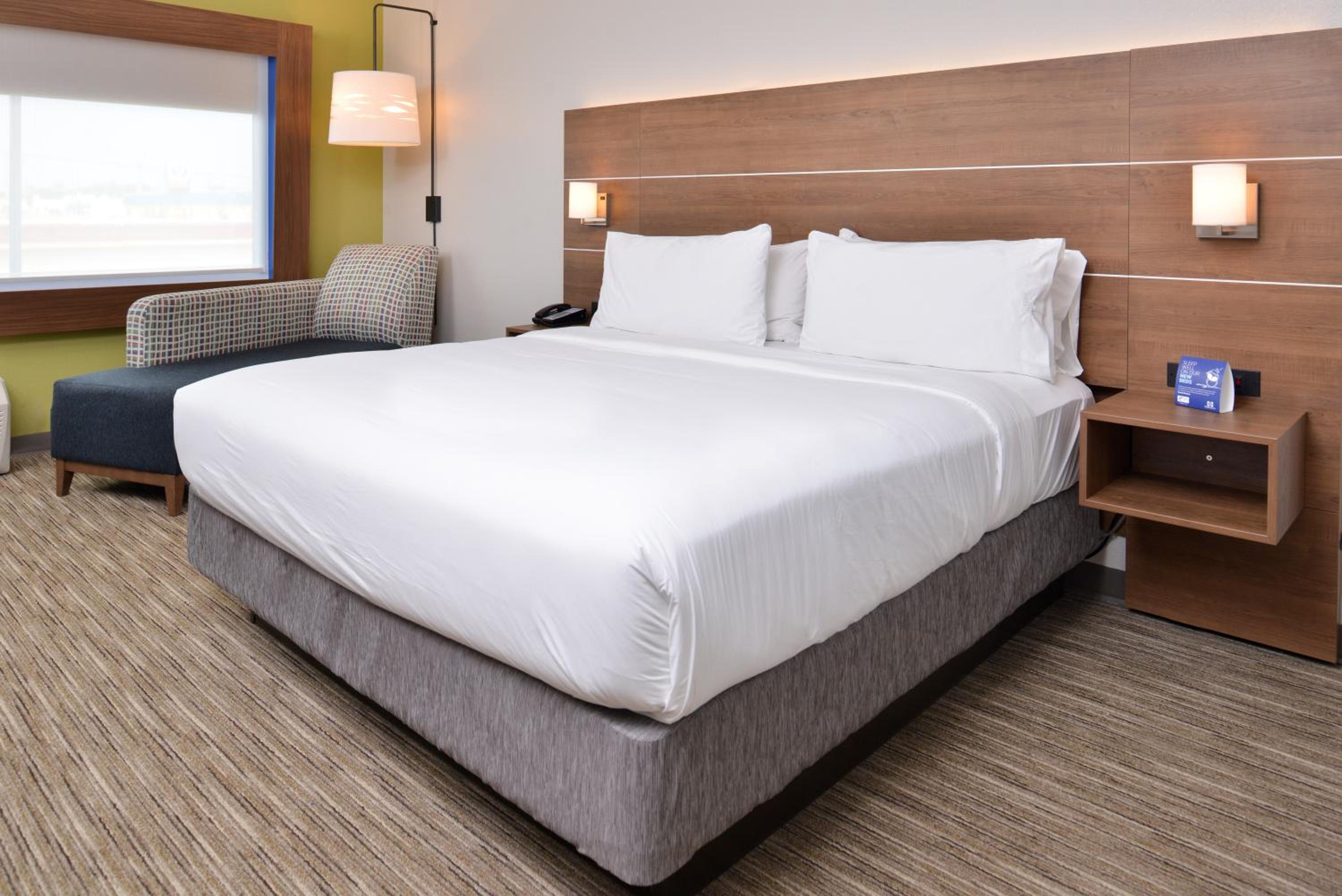 Standard King Room