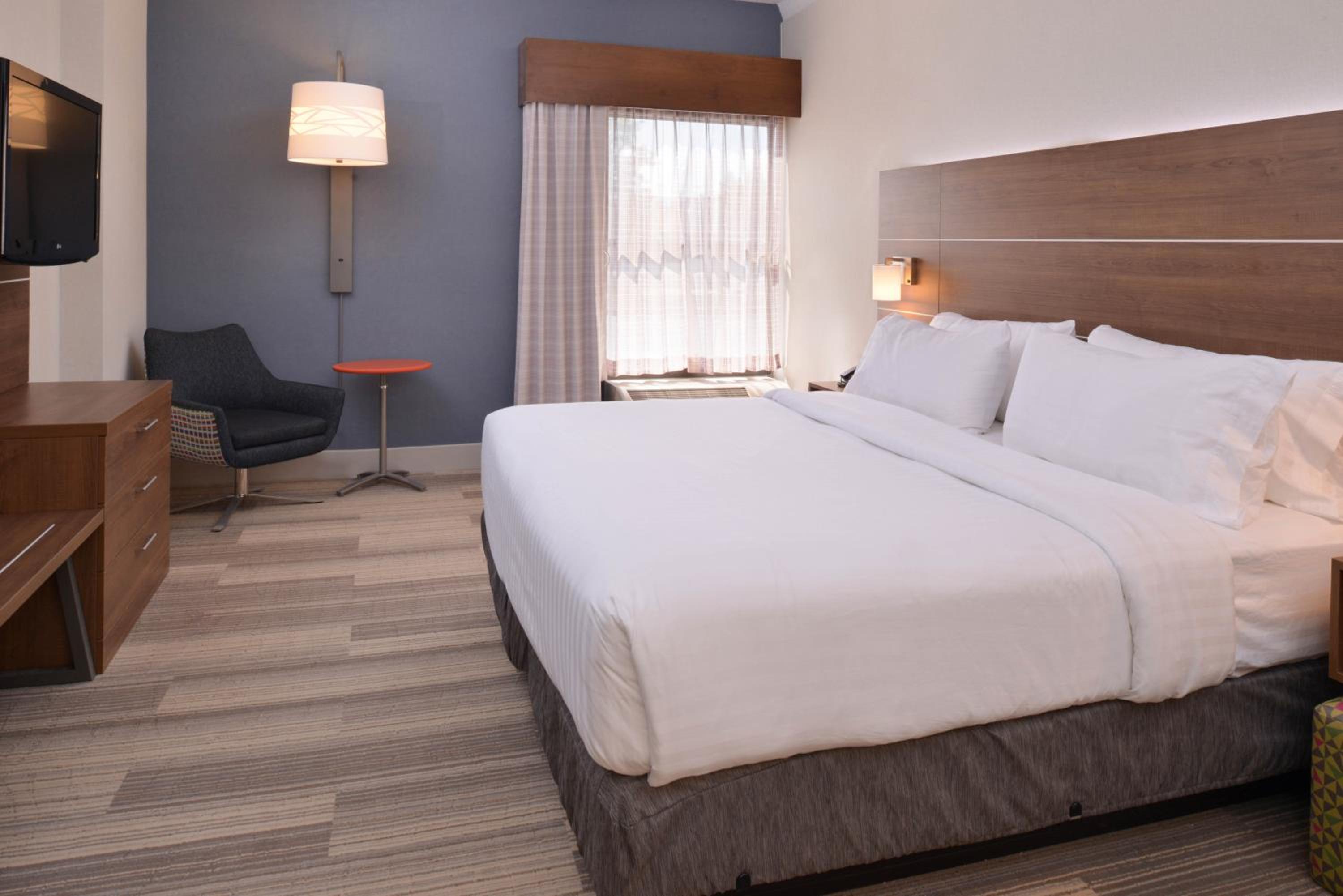 King Suite with Sofa Bed