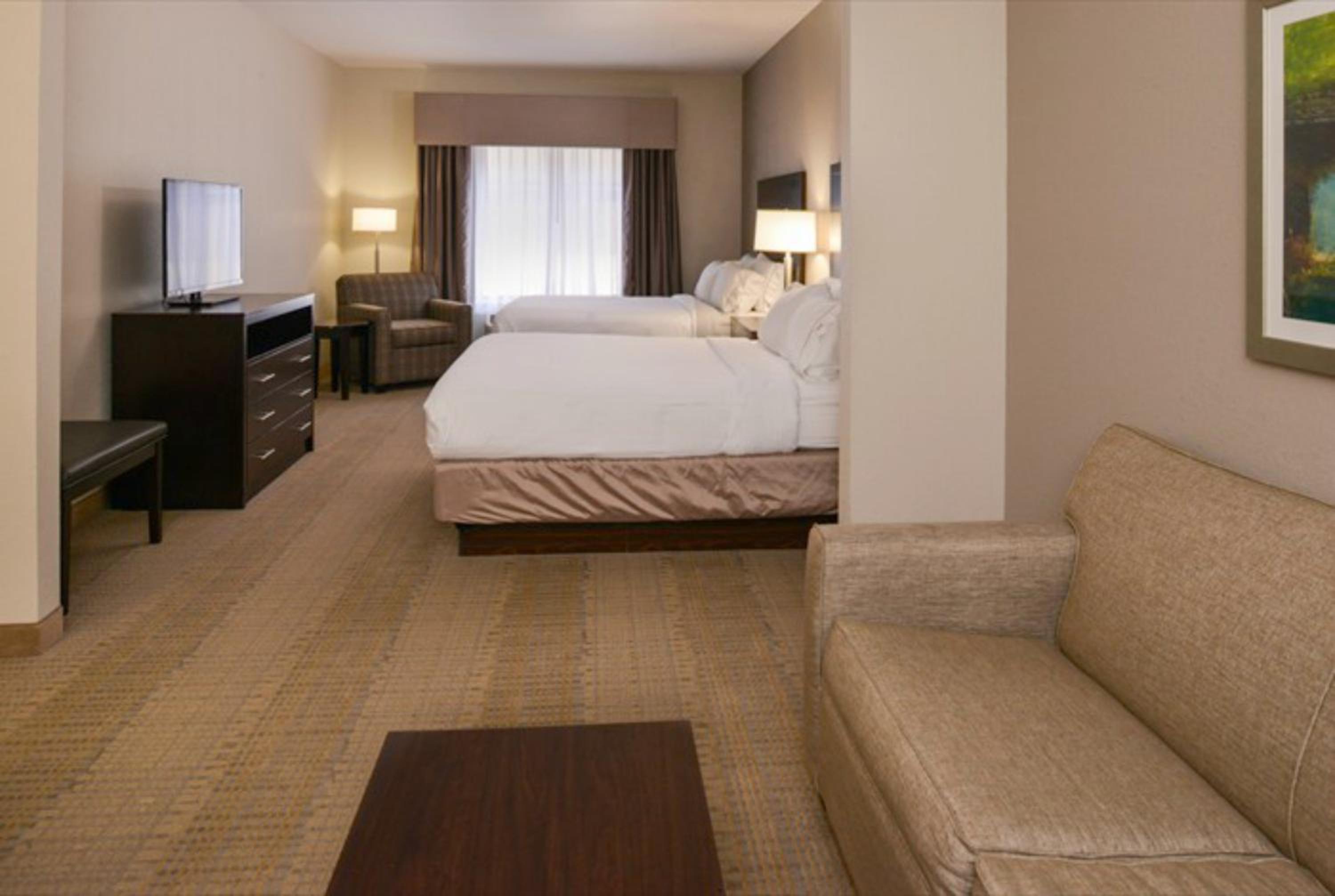 Queen Suite with Two Queen Beds and Sofa Bed