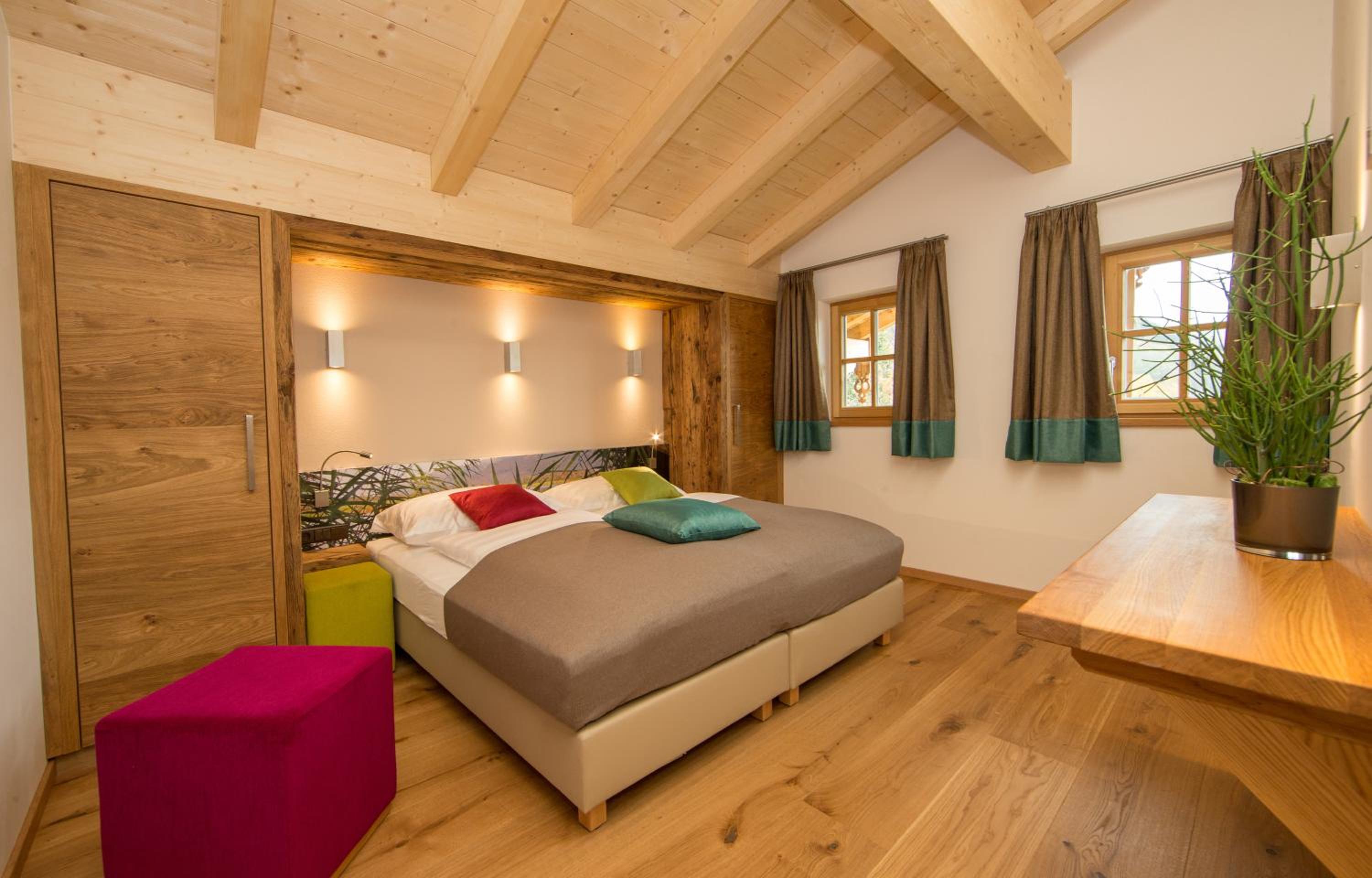 Duplex Two-Bedroom Apartment with Balcony photo 1