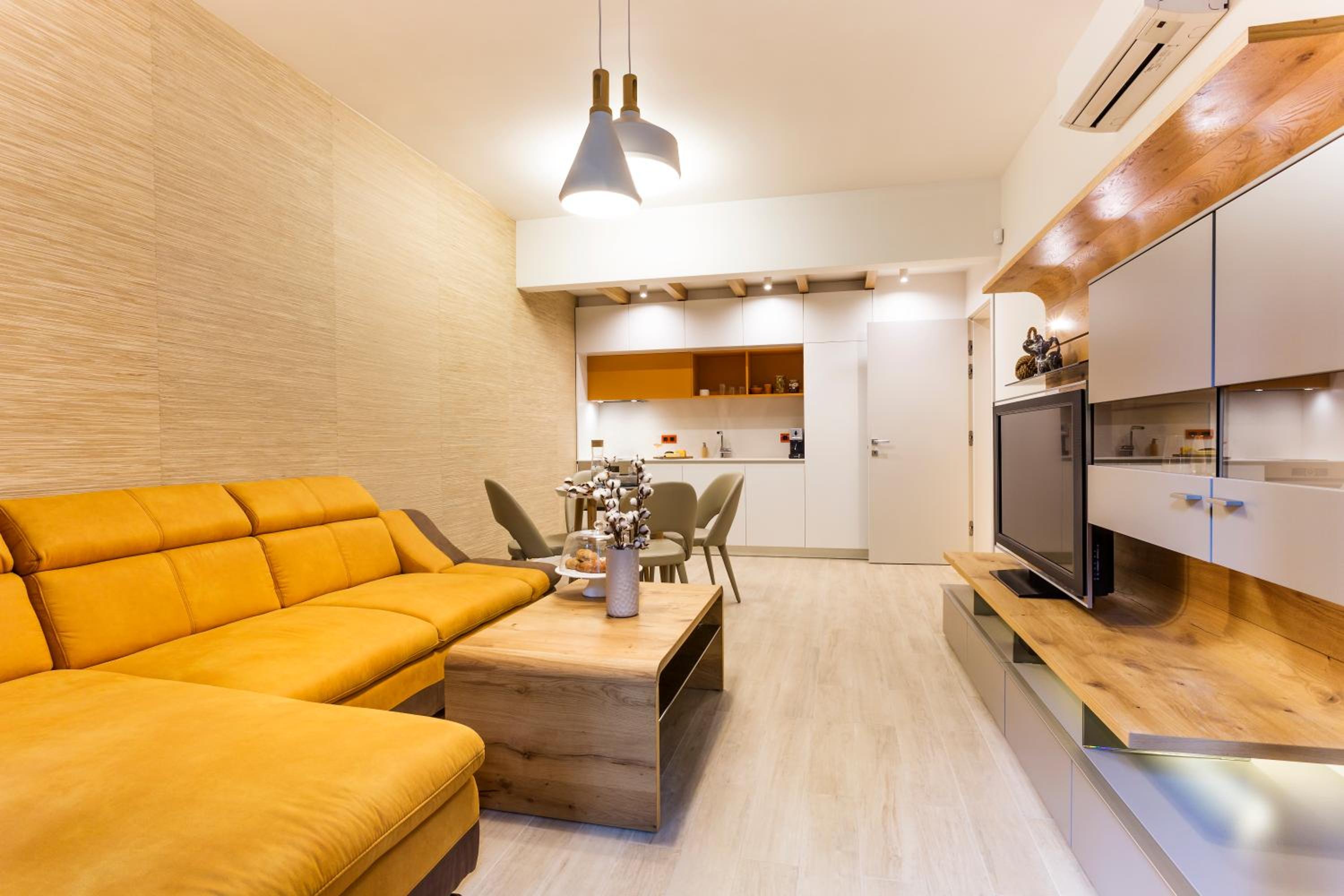 Deluxe Apartment