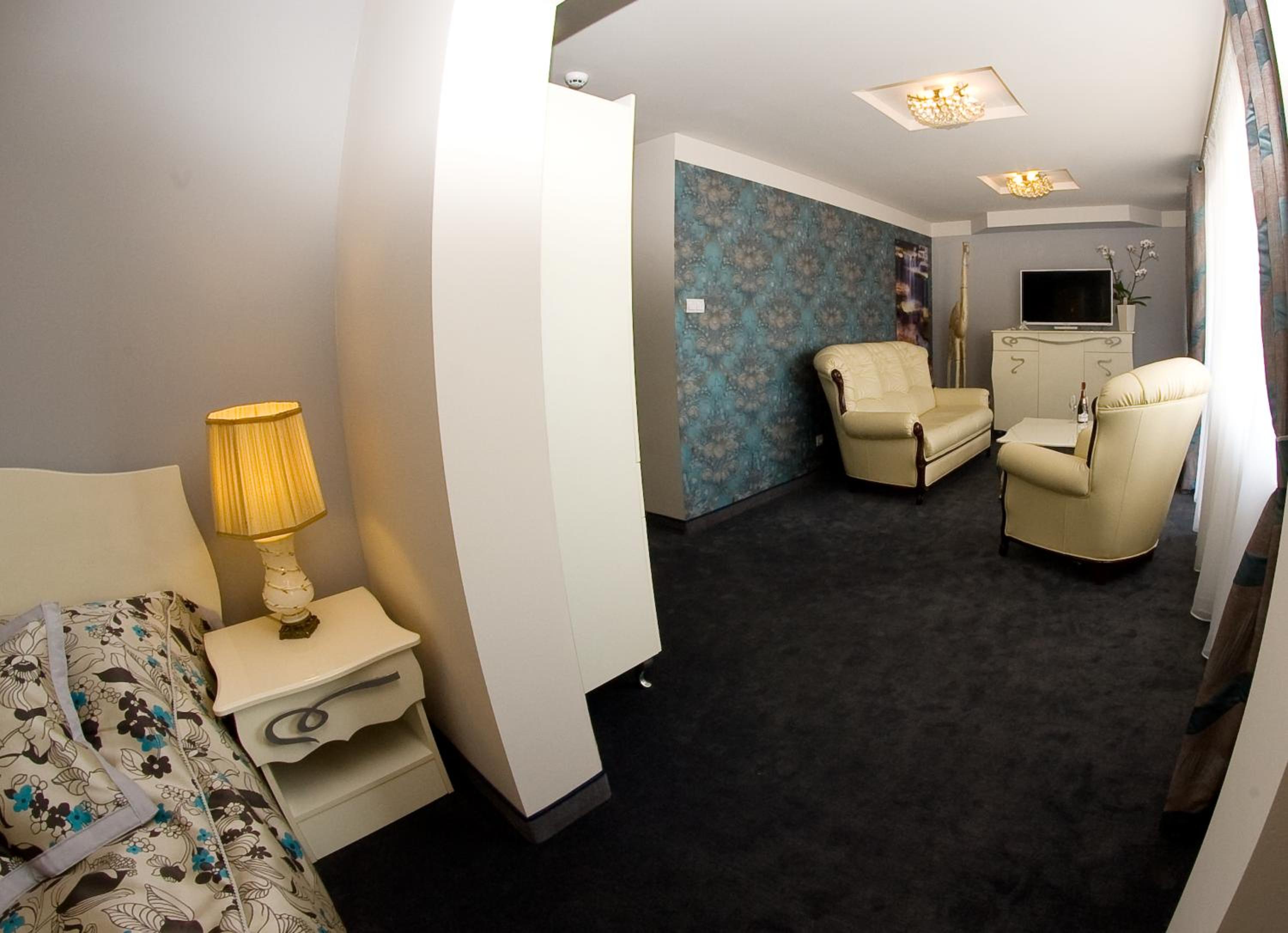 Apartment - Photo 8