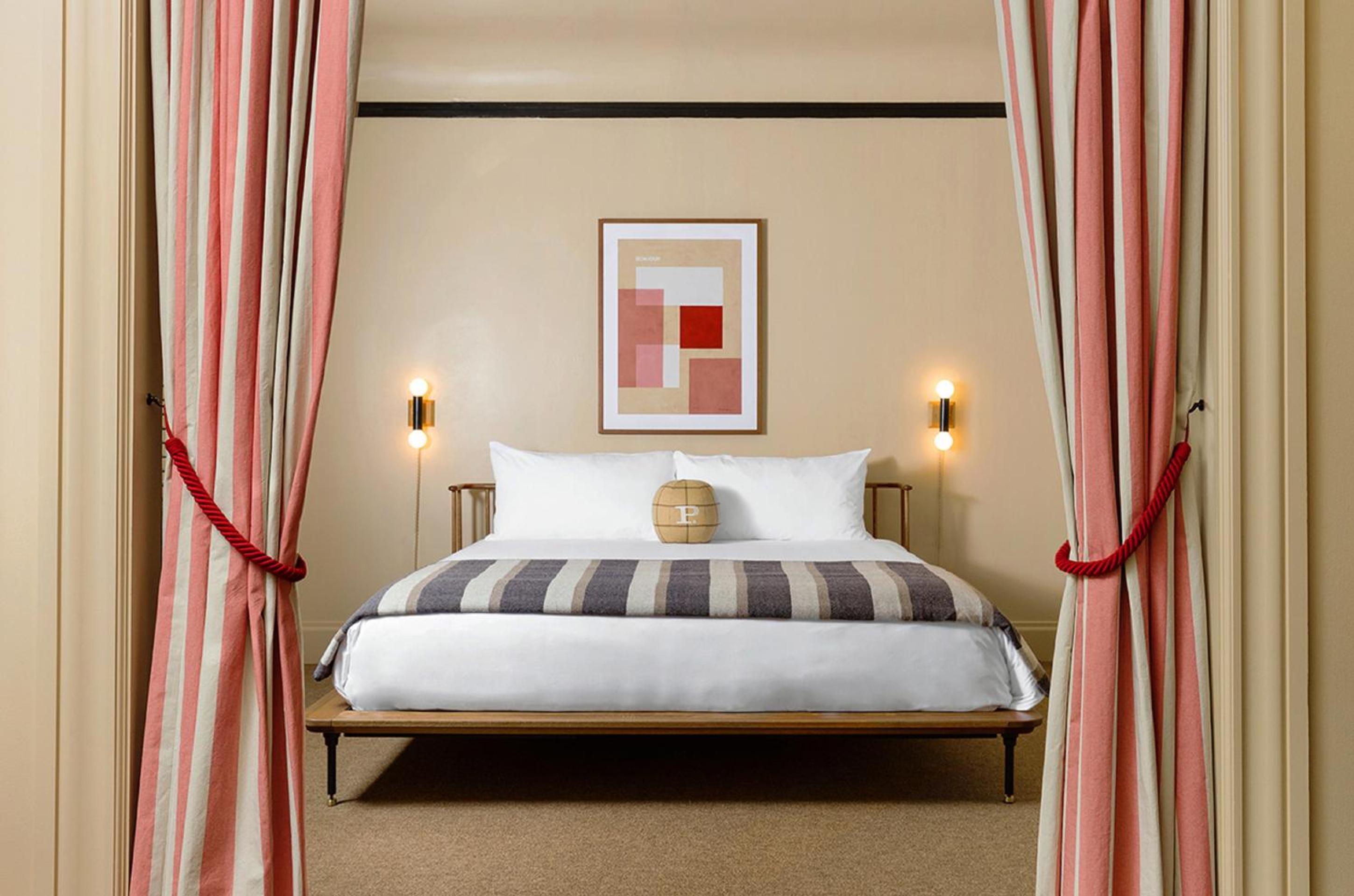 King Suite - Photo 1