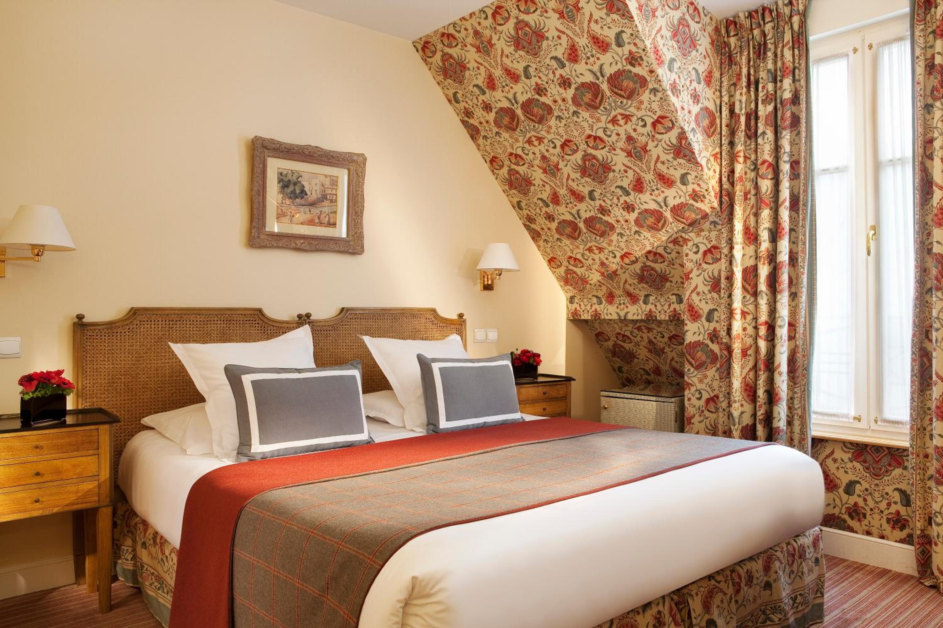Suite (4 Adults) photo 3
