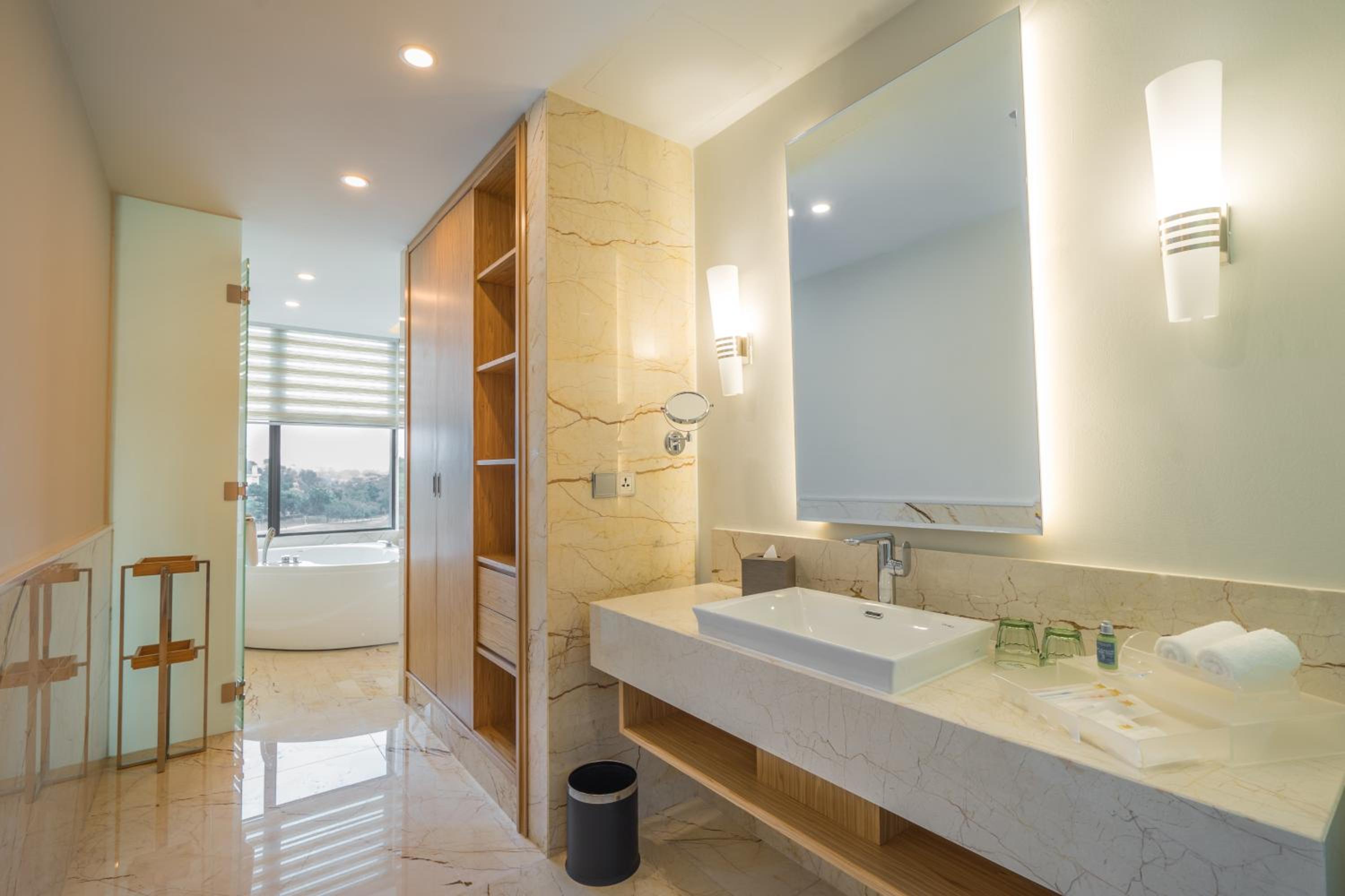 Executive Suite photo 3