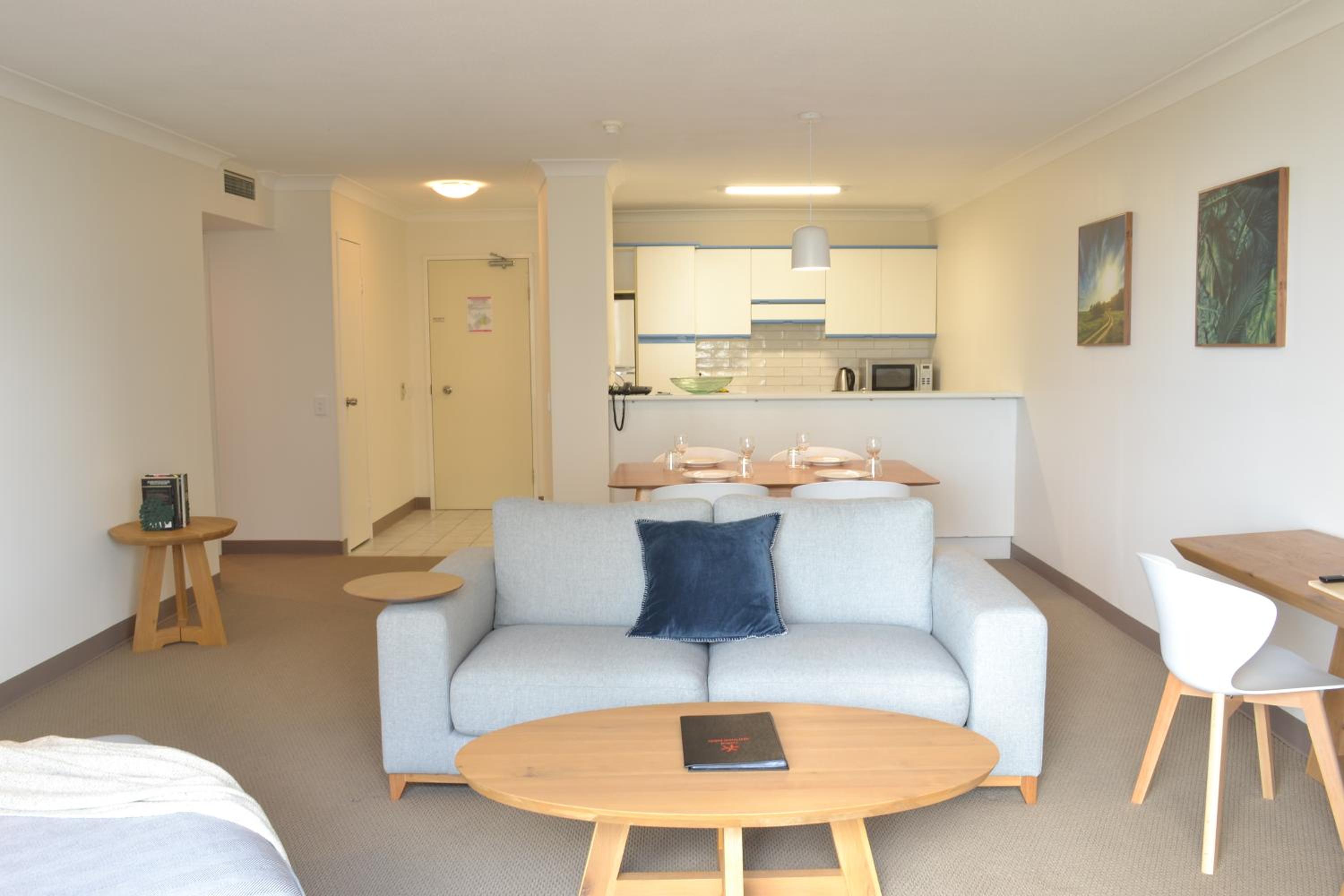 One-Bedroom Apartment - Photo 5