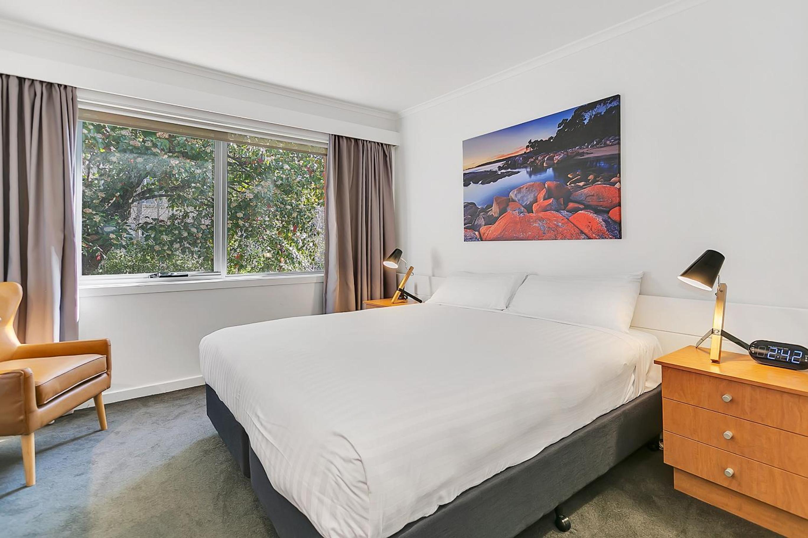 Standard King Room photo 1