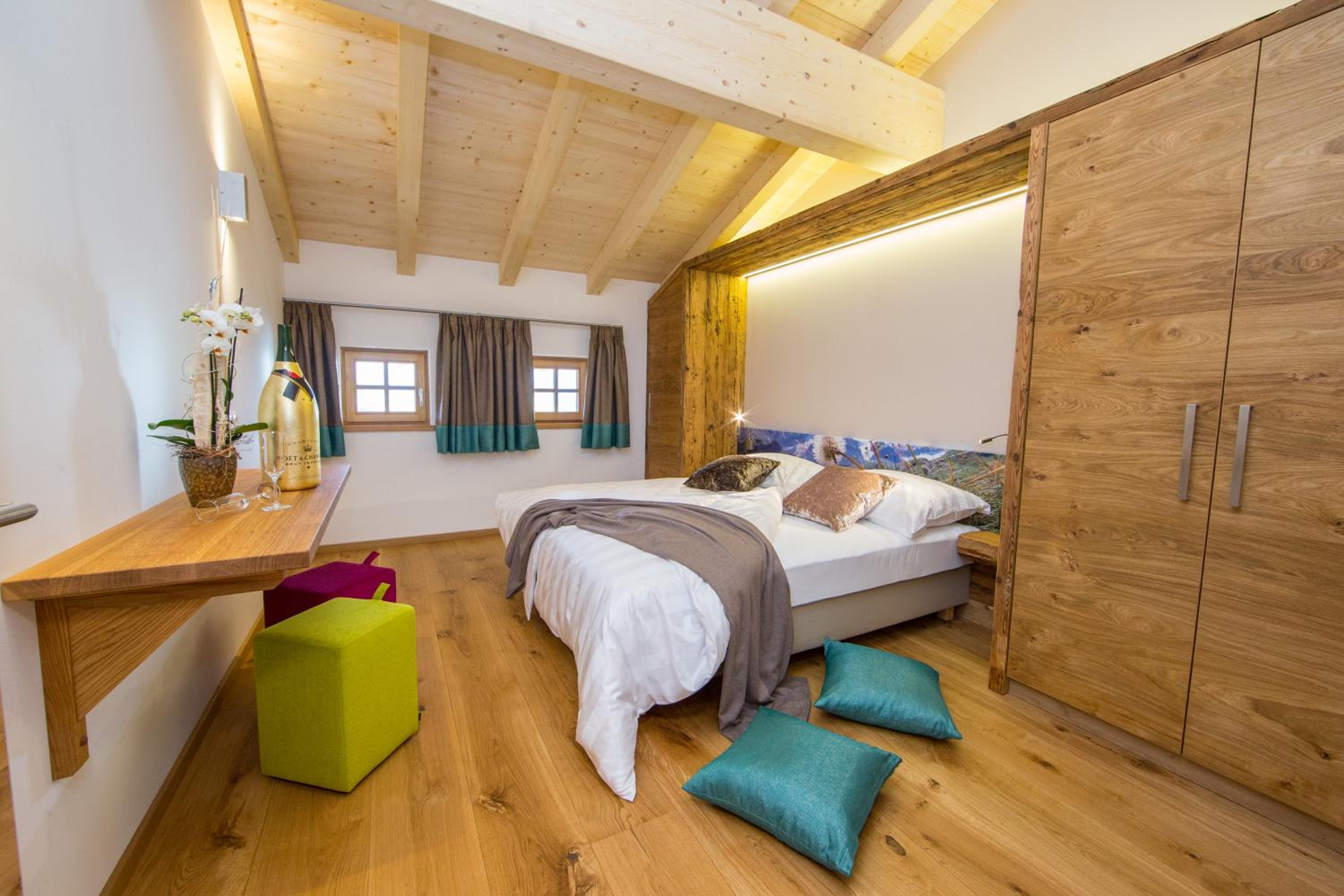Two-Bedroom Apartment with Balcony