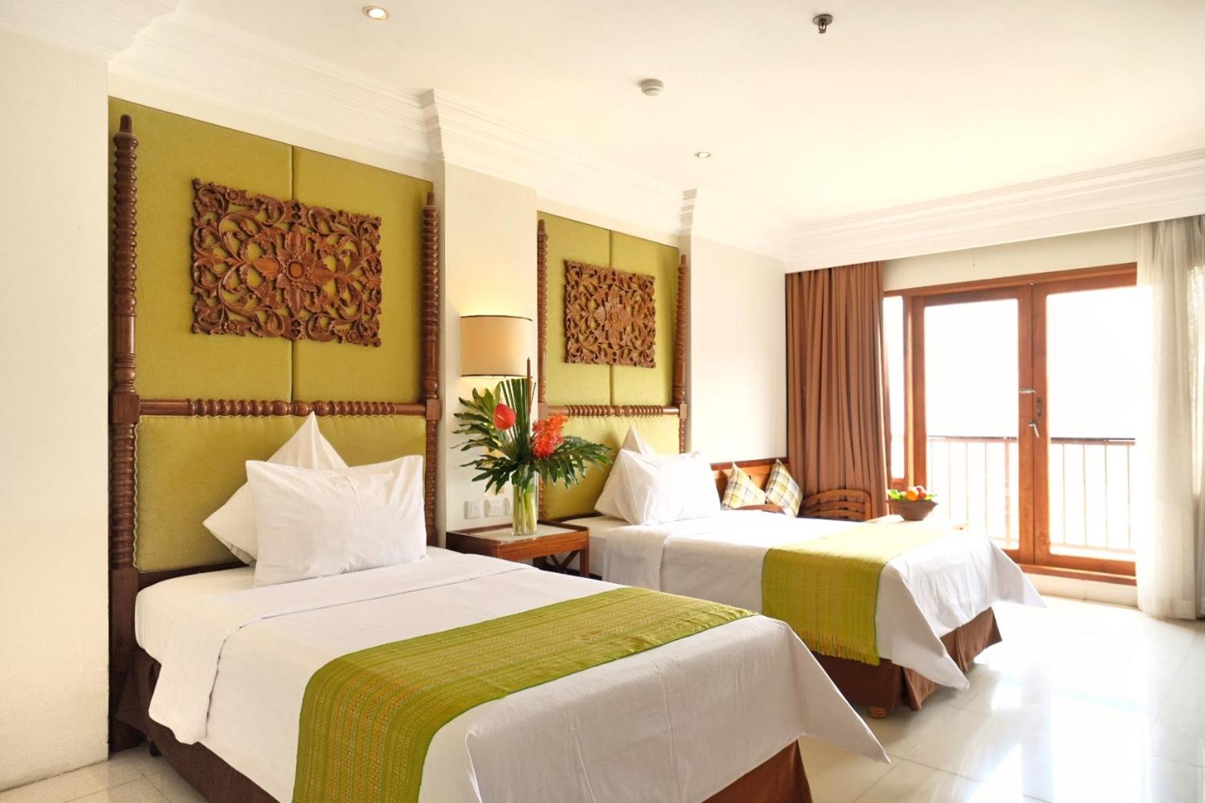 Junior Suite with City View
