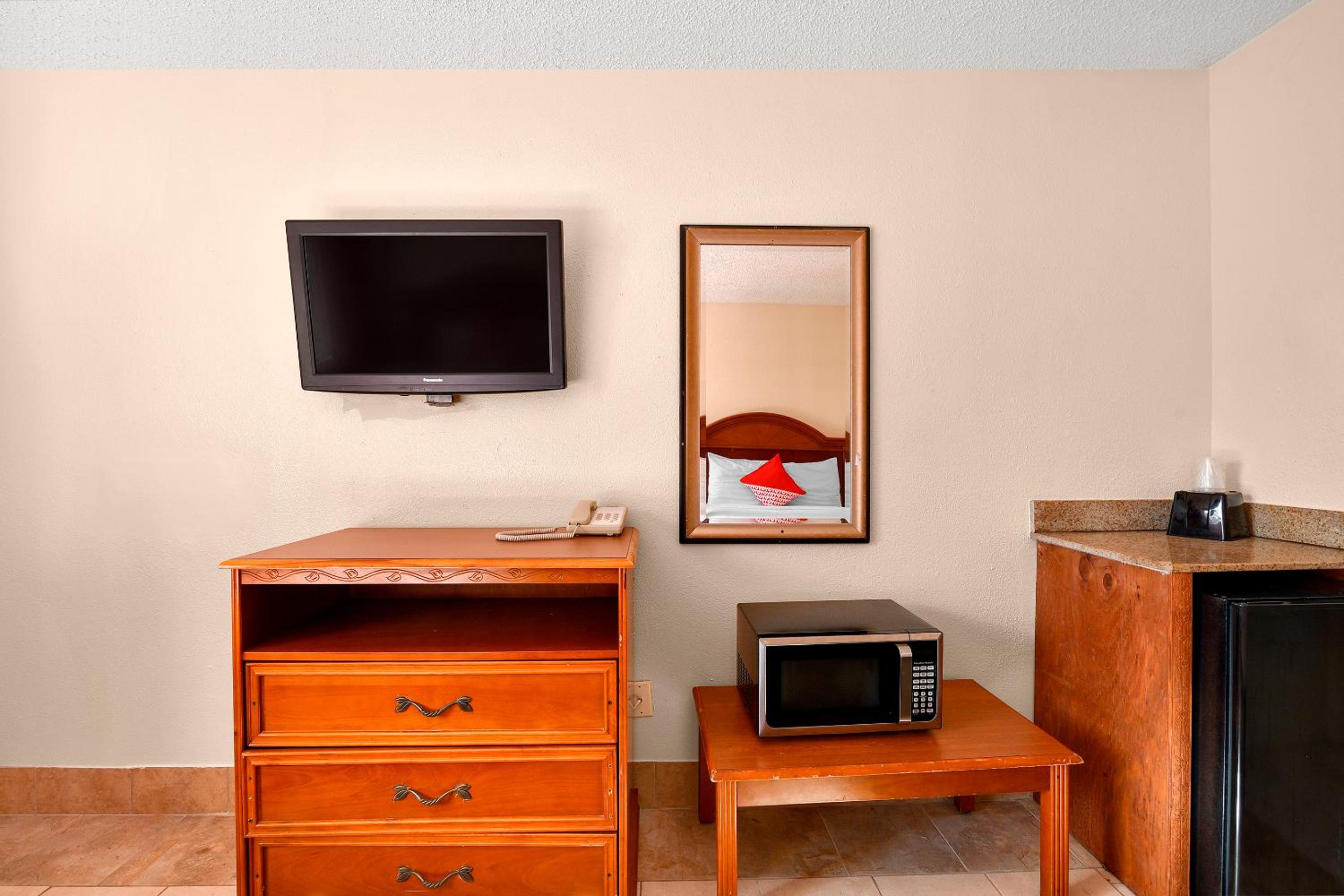 2 Full Bed - Photo 13