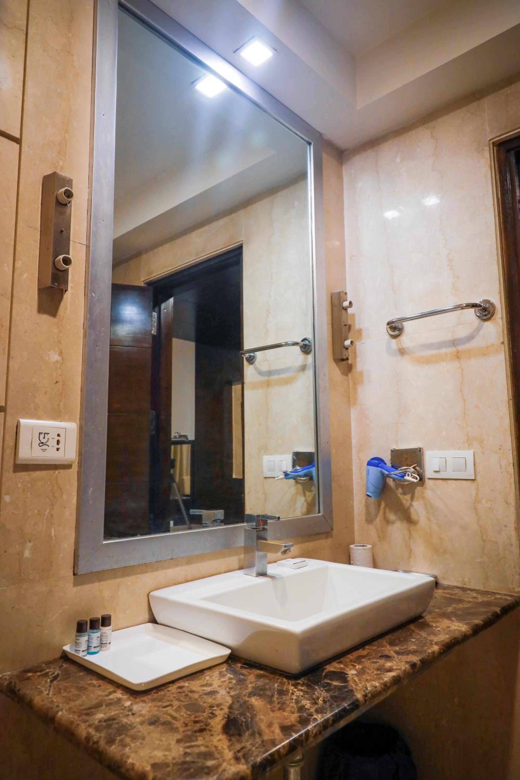 Luxury Double Room - Photo 3