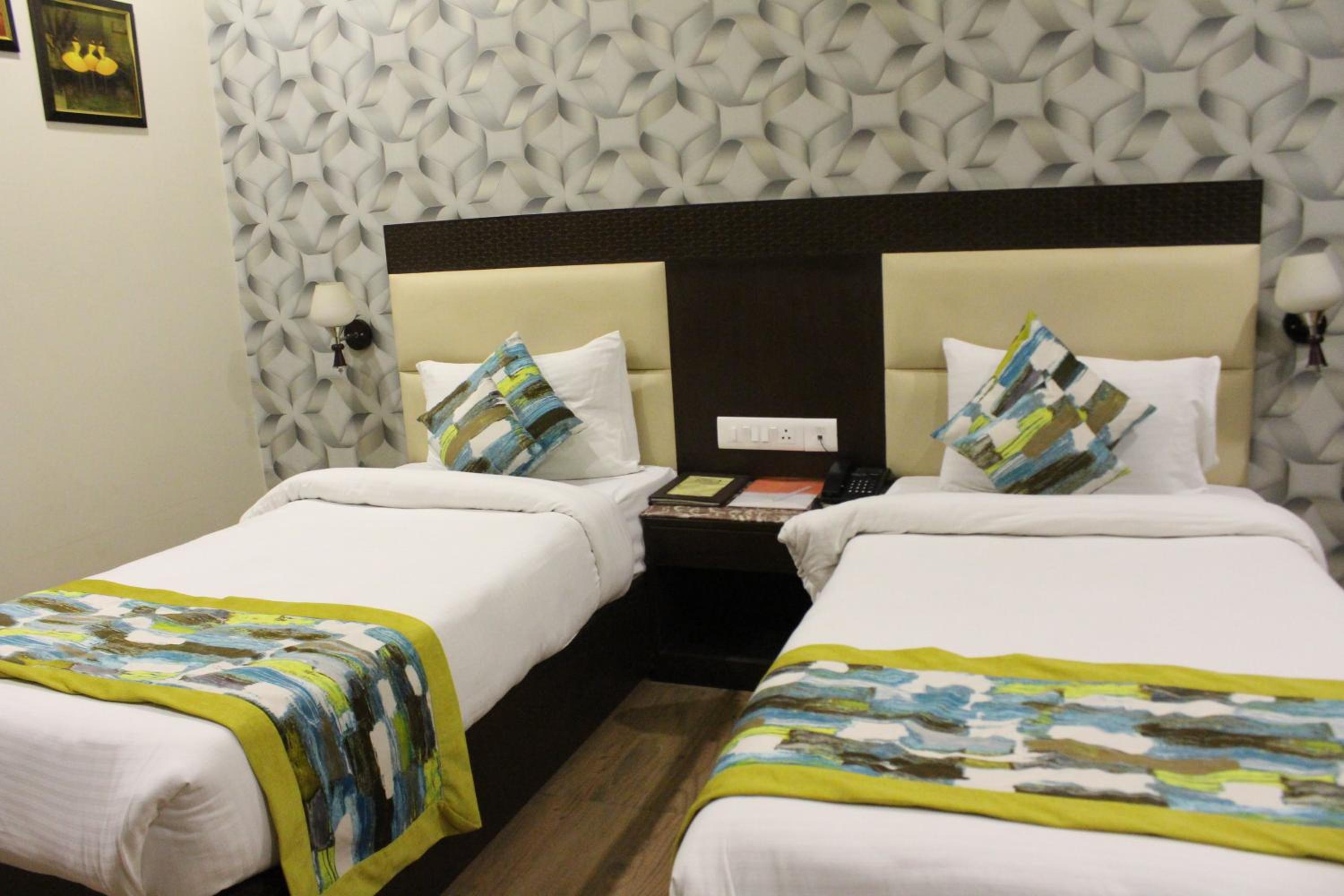 Deluxe Double Room photo 3